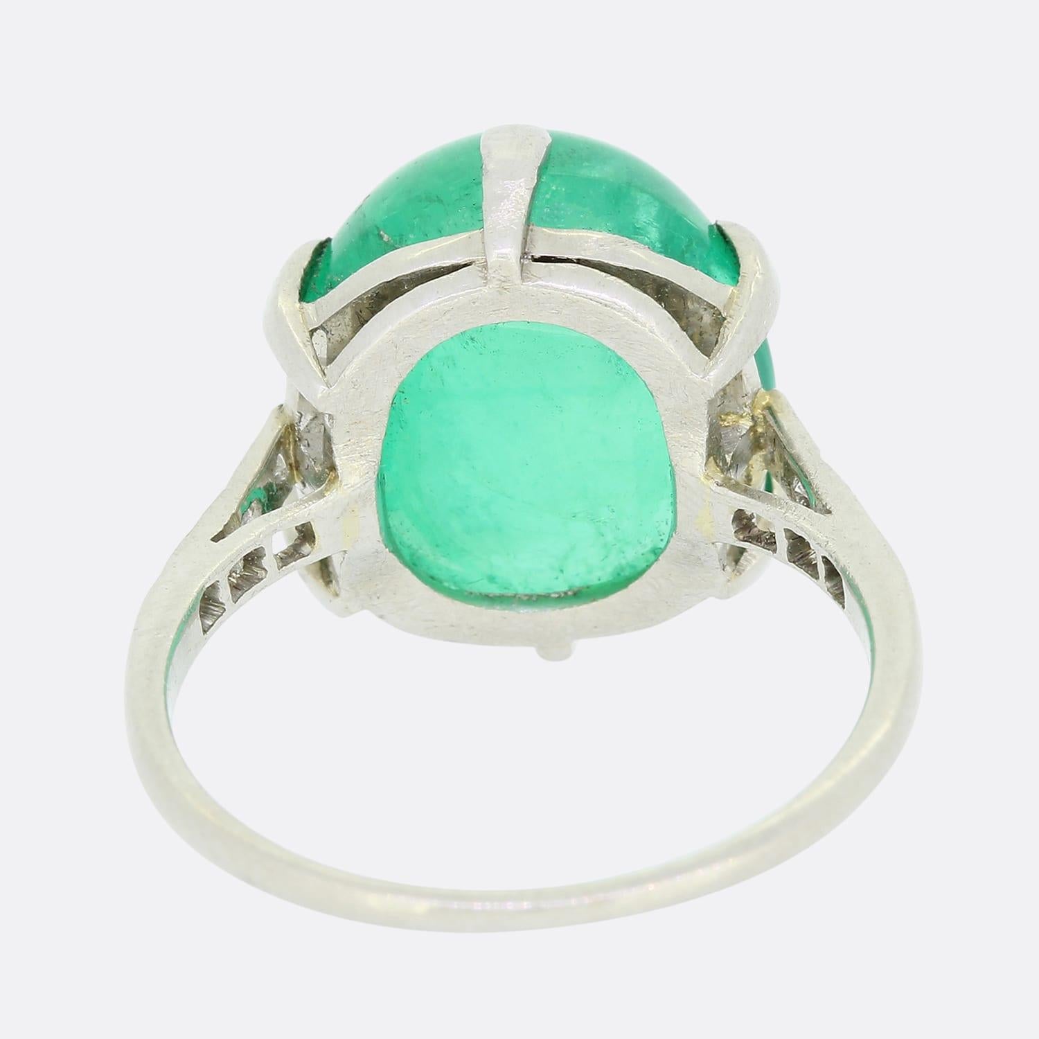 Natural 8.80 Carat Columbian Emerald and Diamond Ring In Good Condition For Sale In London, GB