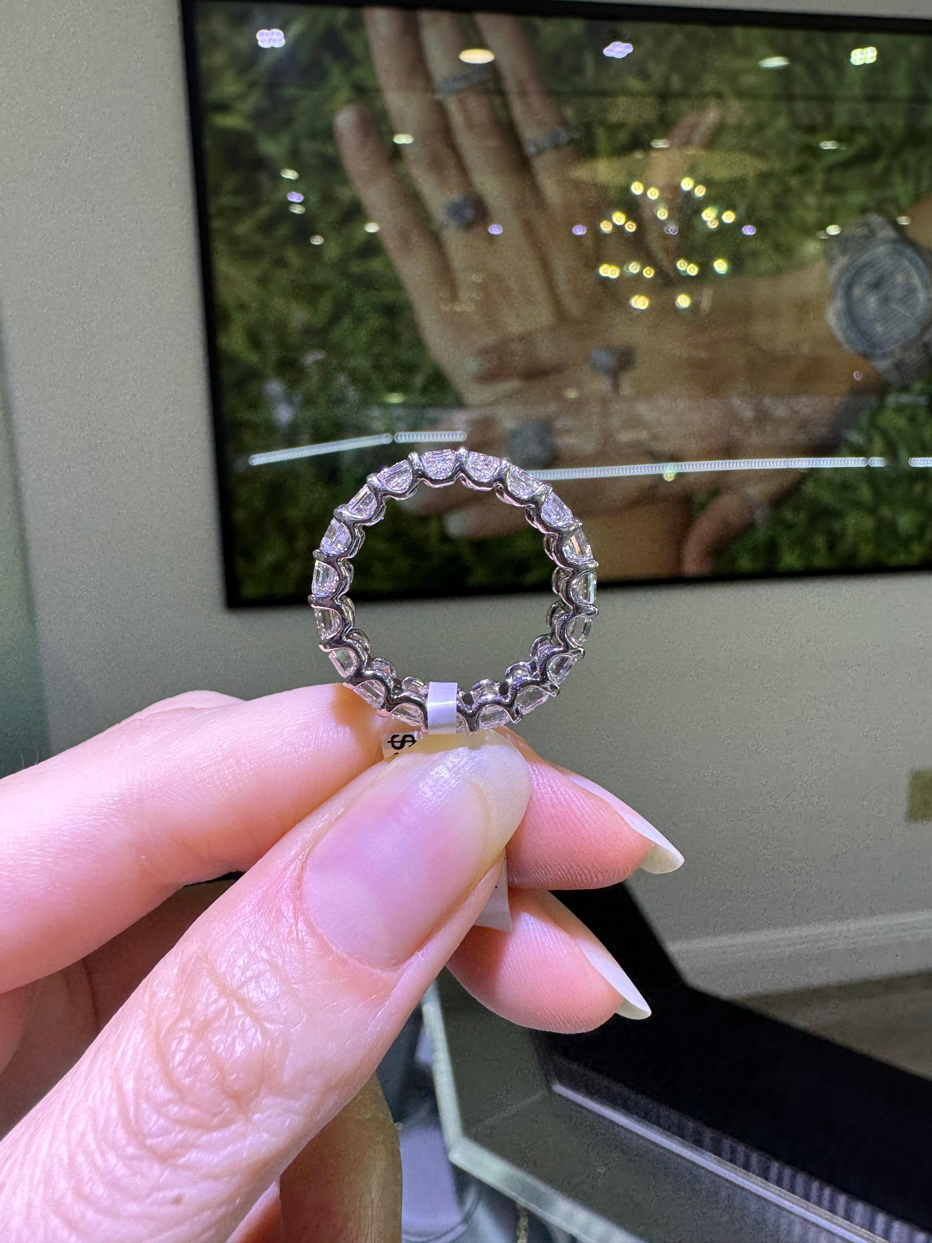 Natural 8.97 Carat Emerald Cut Diamond 14-Karat Eternity Band In Stock For Sale 1