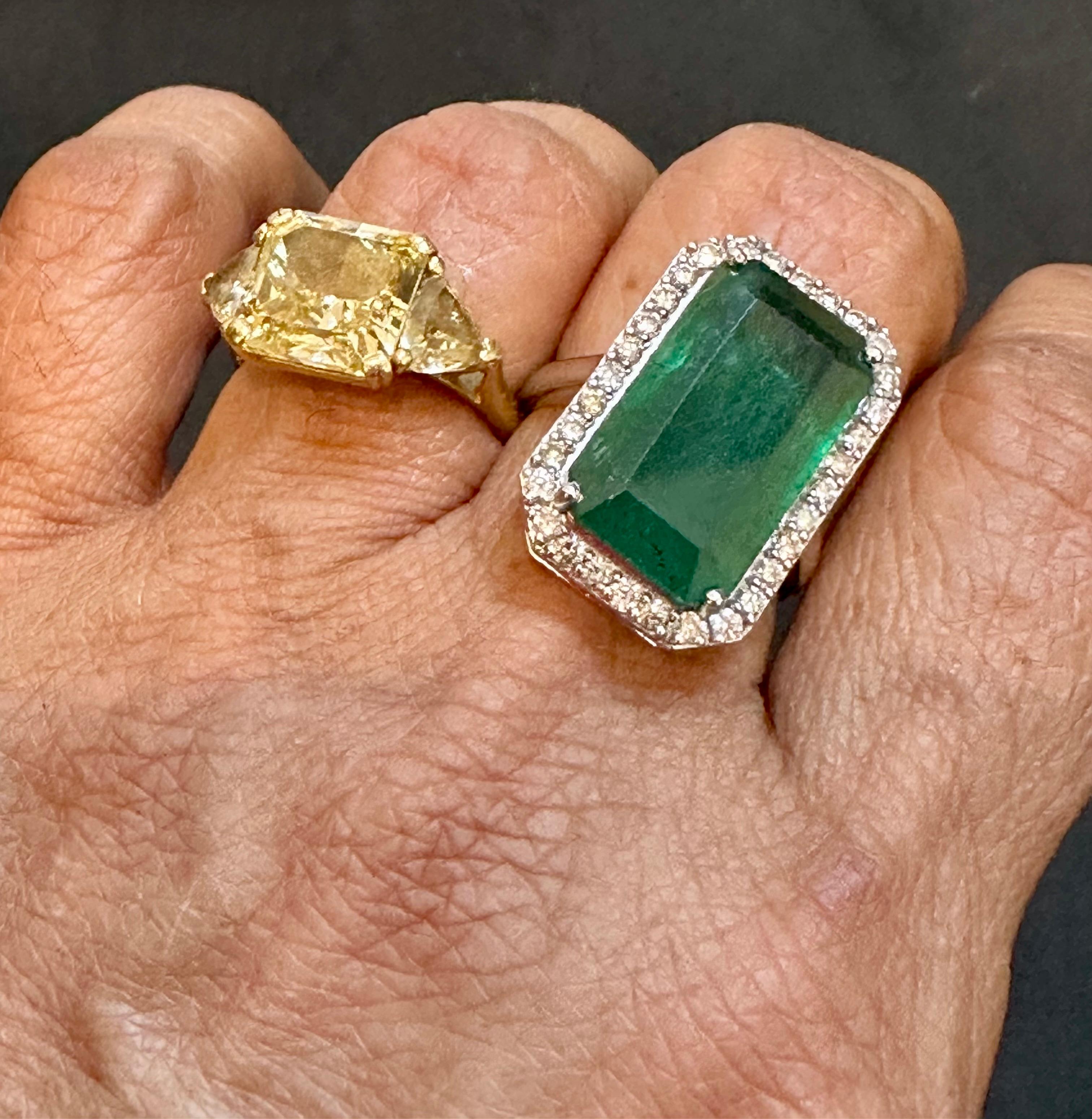 Natural 9 Carat Emerald Cut Zambian Emerald & Diamond Ring in 14 Kt White Gold 4