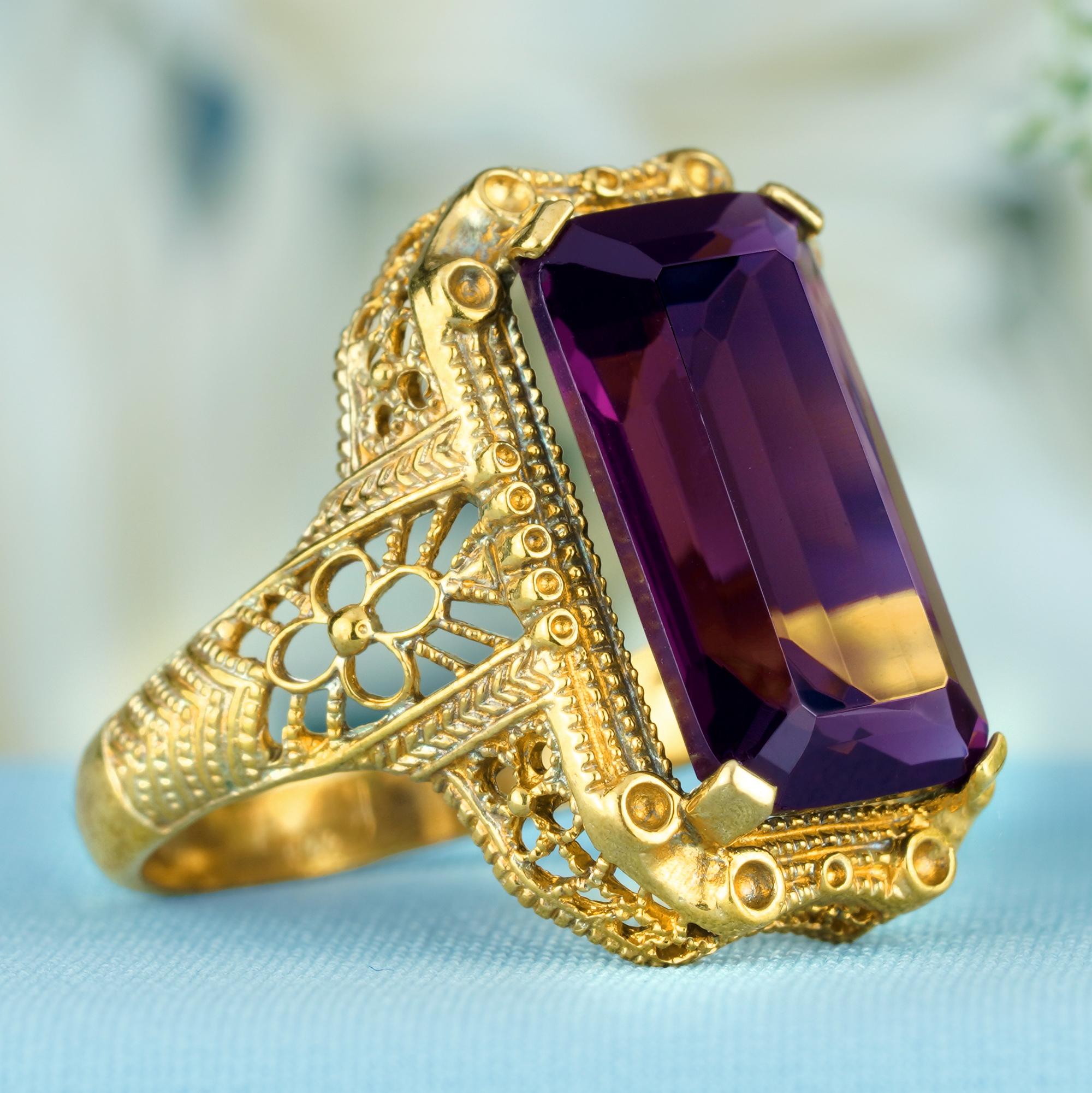 For Sale:  Natural 9 Ct. Emerald Cut Amethyst Vintage Style Filigree Ring in Solid 9K Yello 2