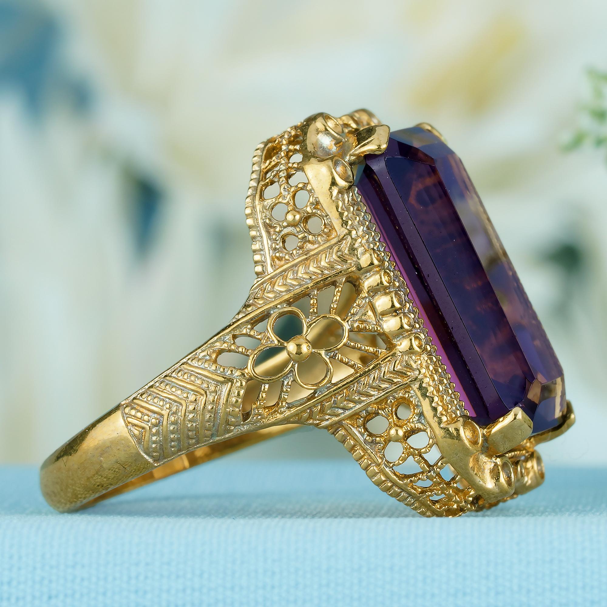 For Sale:  Natural 9 Ct. Emerald Cut Amethyst Vintage Style Filigree Ring in Solid 9K Yello 4