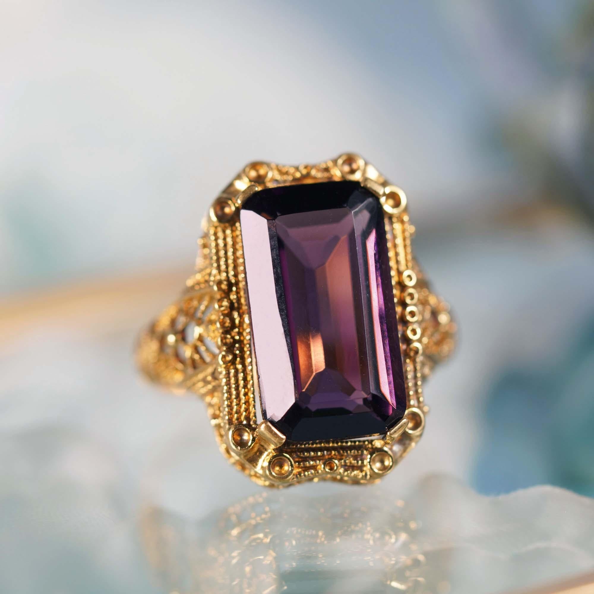 For Sale:  Natural 9 Ct. Emerald Cut Amethyst Vintage Style Filigree Ring in Solid 9K Yello 7