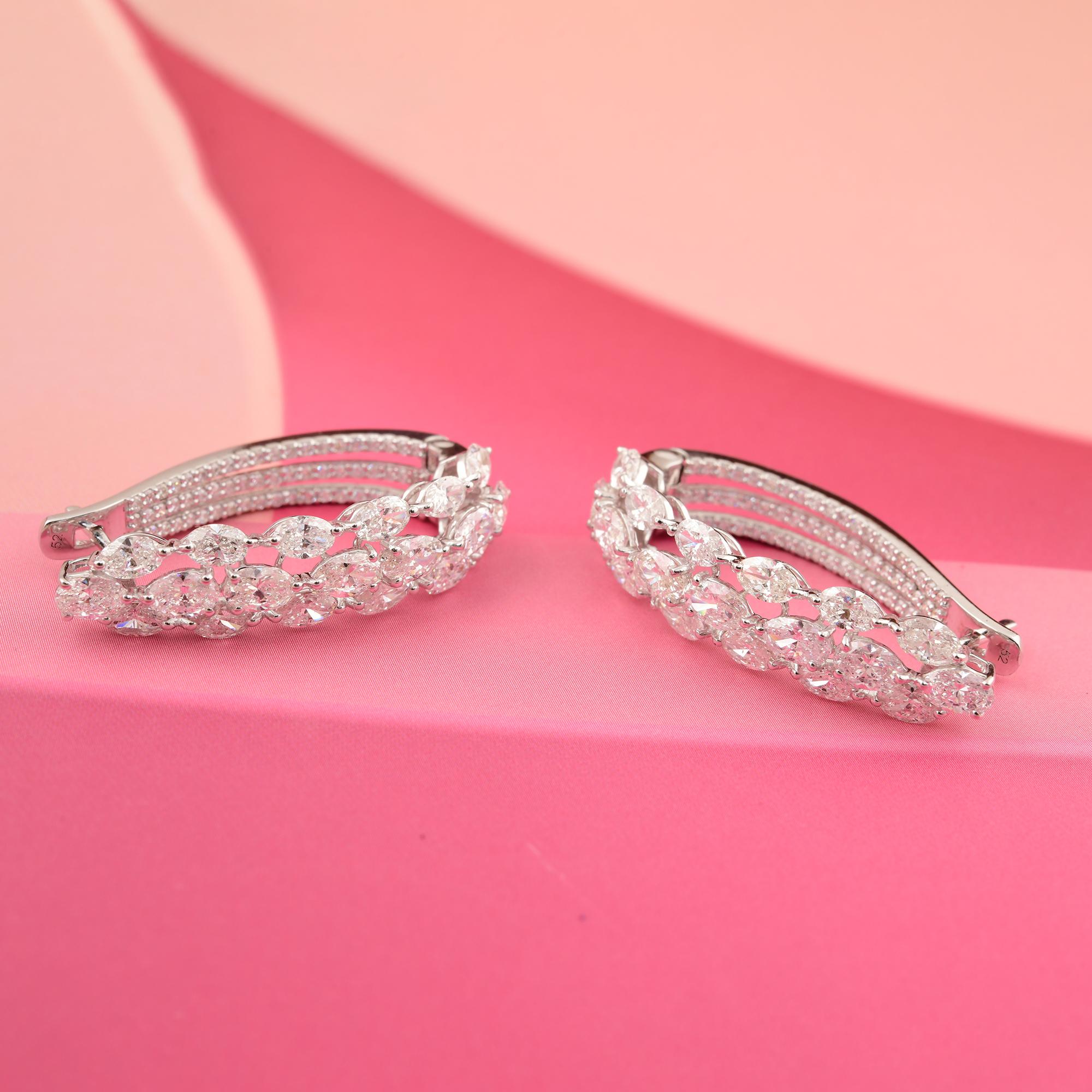 Taille ovale Boucles d'oreilles en or blanc 14 carats avec diamants naturels de forme ronde ovale SI/H de 9,10 carats en vente