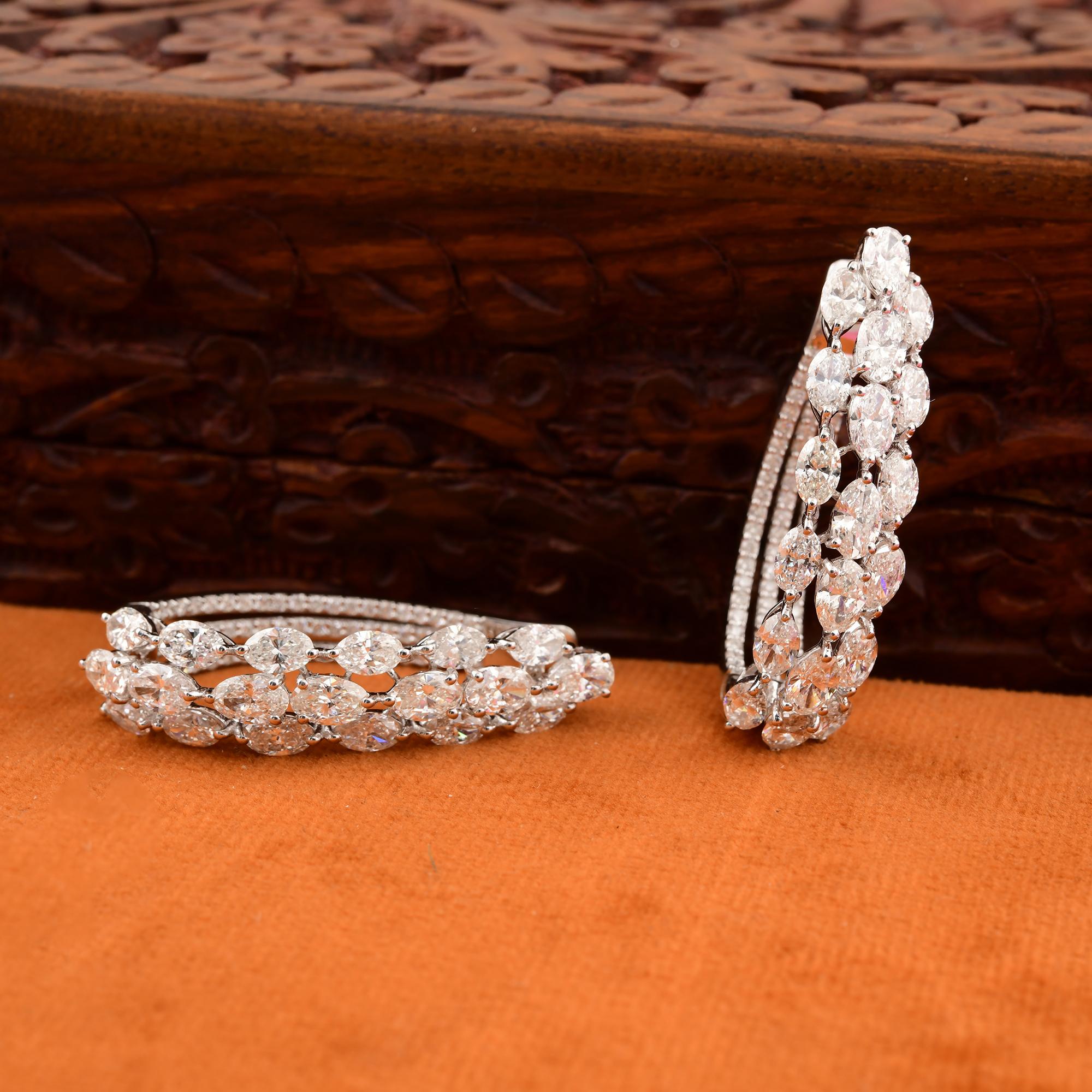 Boucles d'oreilles en or blanc 14 carats avec diamants naturels de forme ronde ovale SI/H de 9,10 carats Neuf - En vente à Diera, Dubai