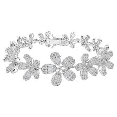 Braccialetto con ciondoli a forma di fiore con diamanti naturali da 9,18 carati, SI/H, in oro bianco 14 carati