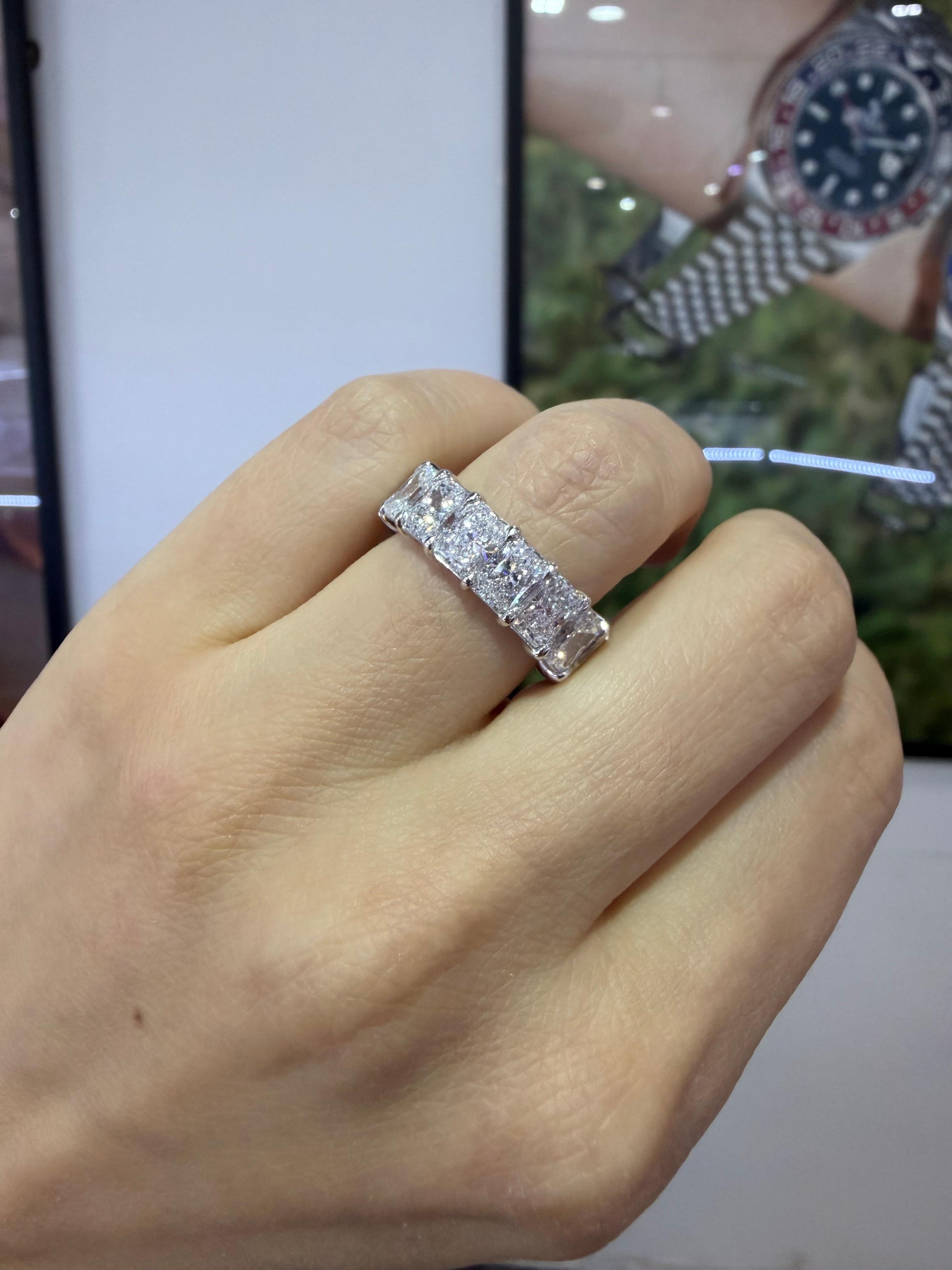Bague d'éternité en platine avec diamant naturel taille radiant de 9,27 carats Pour femmes en vente