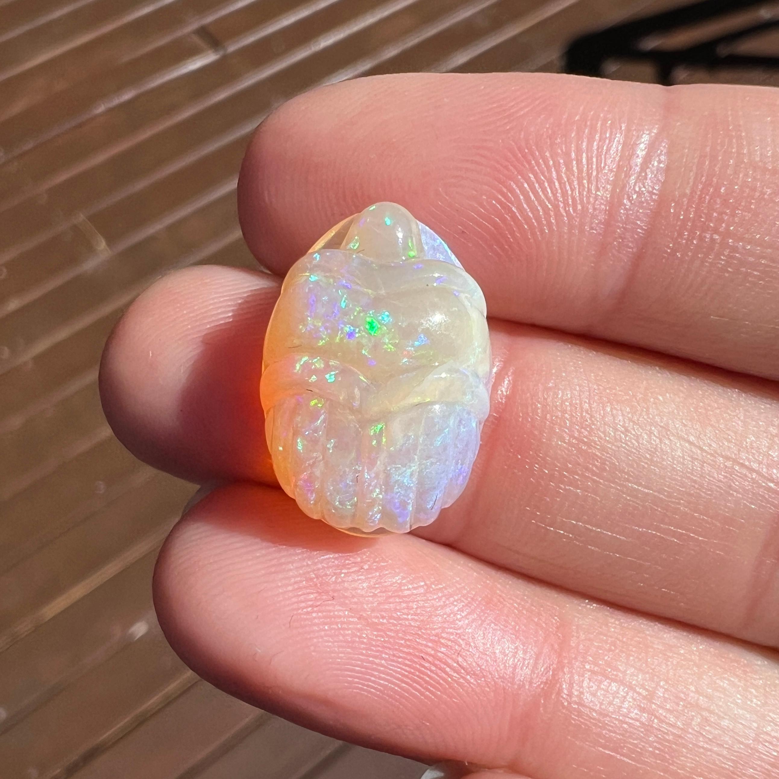Natural 9.35 Ct Carved Crystal Australian Opal Scarab mined by Sue Cooper For Sale 1