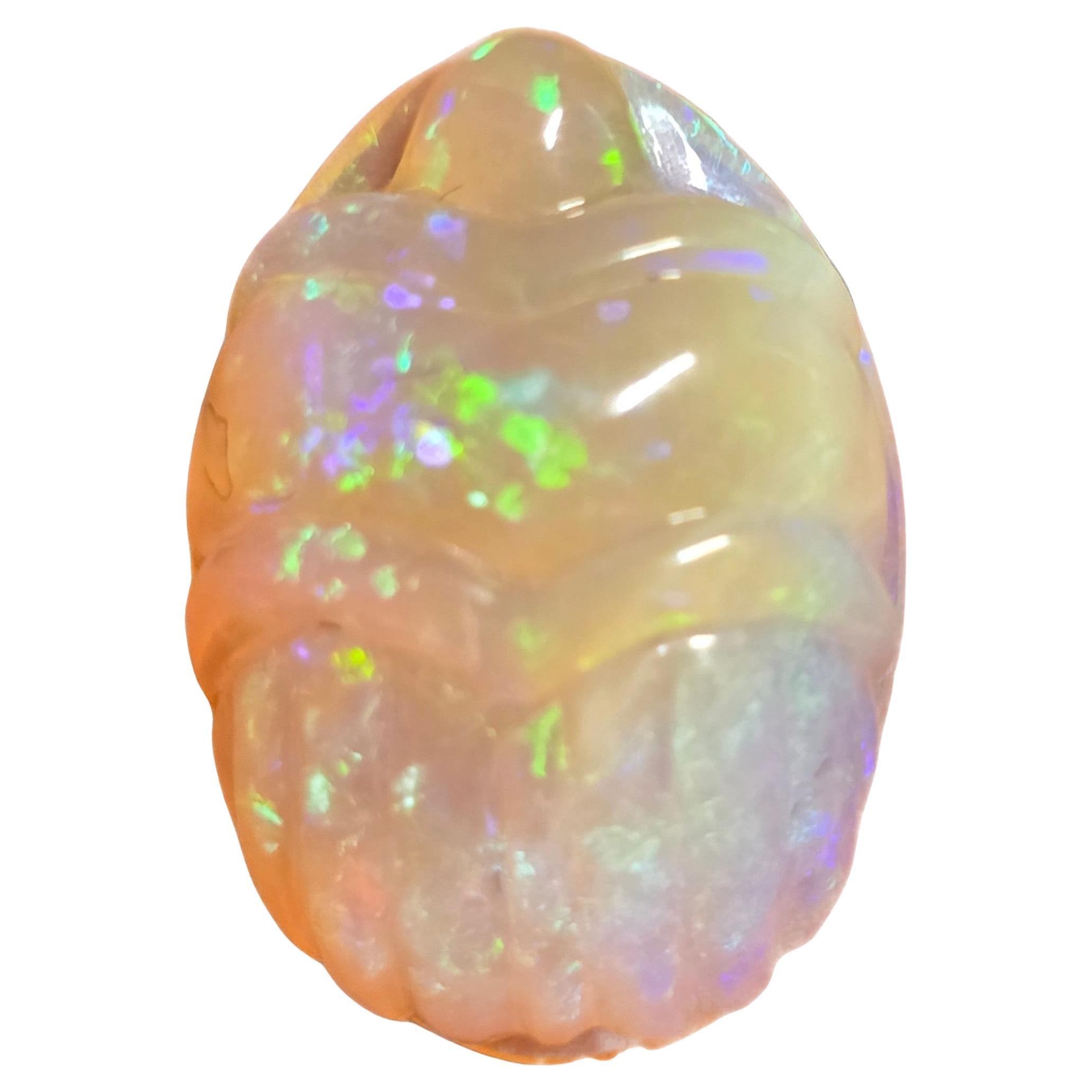 Natürlicher 9,35 Karat geschnitzter australischer Opal-Schal aus Kristall, abgebaut von Sue Cooper