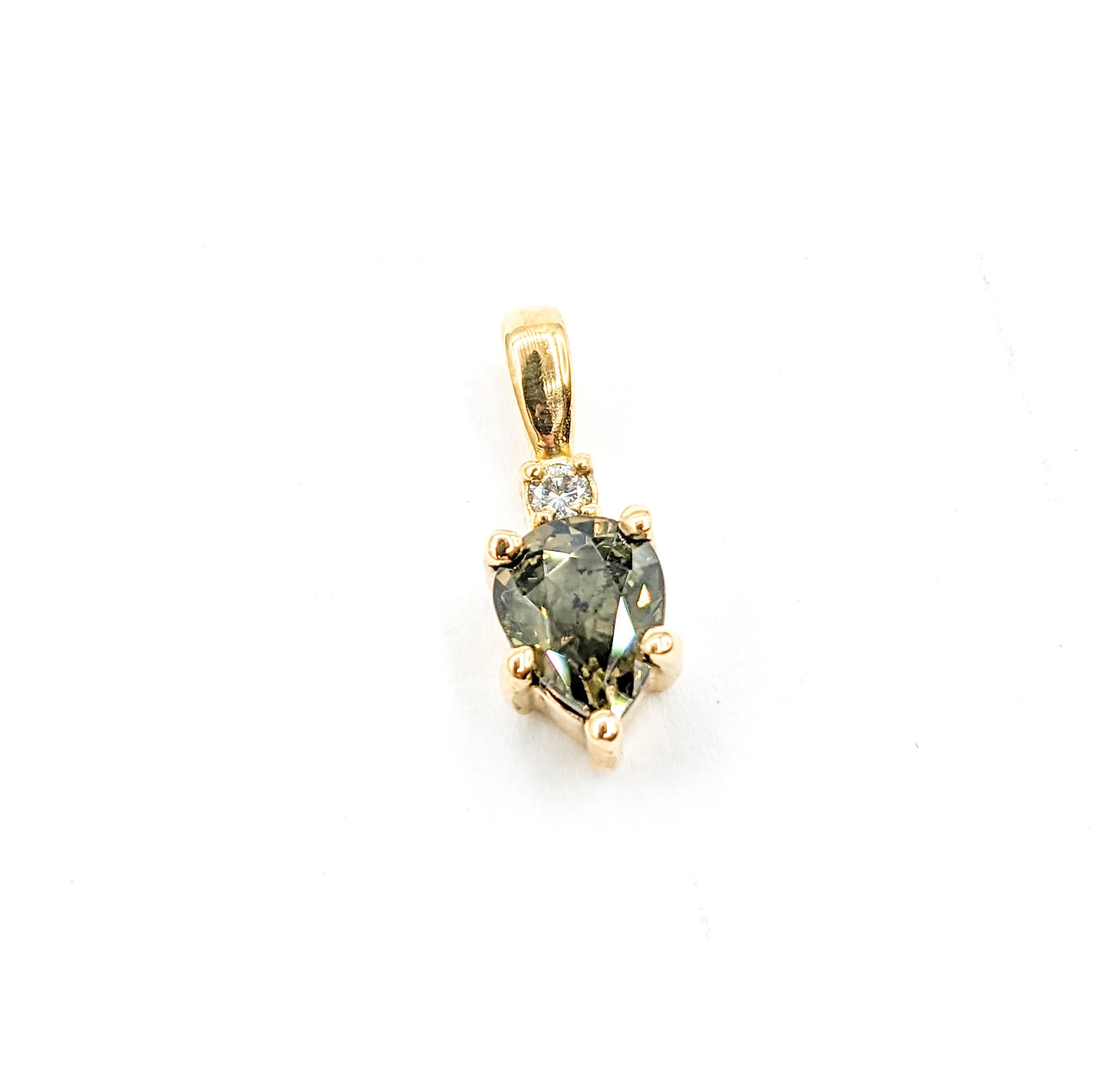 Natural .95ct Alexandrite & Diamond Pendant Yellow Gold For Sale 2