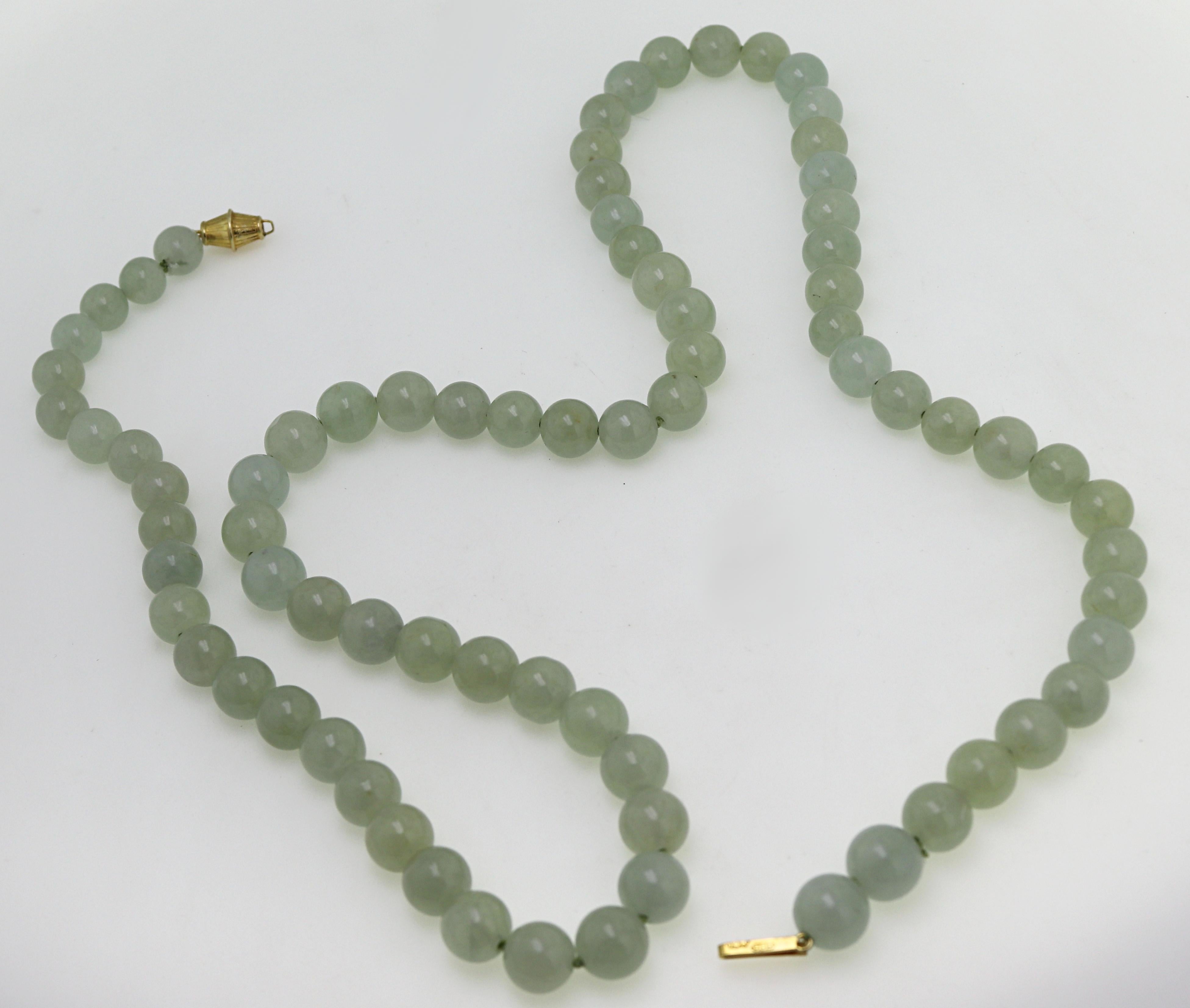 Natural “A” Jadeite Jade Celadon Bead Mason Kay Report Certified, Yellow Gold Ne For Sale 4