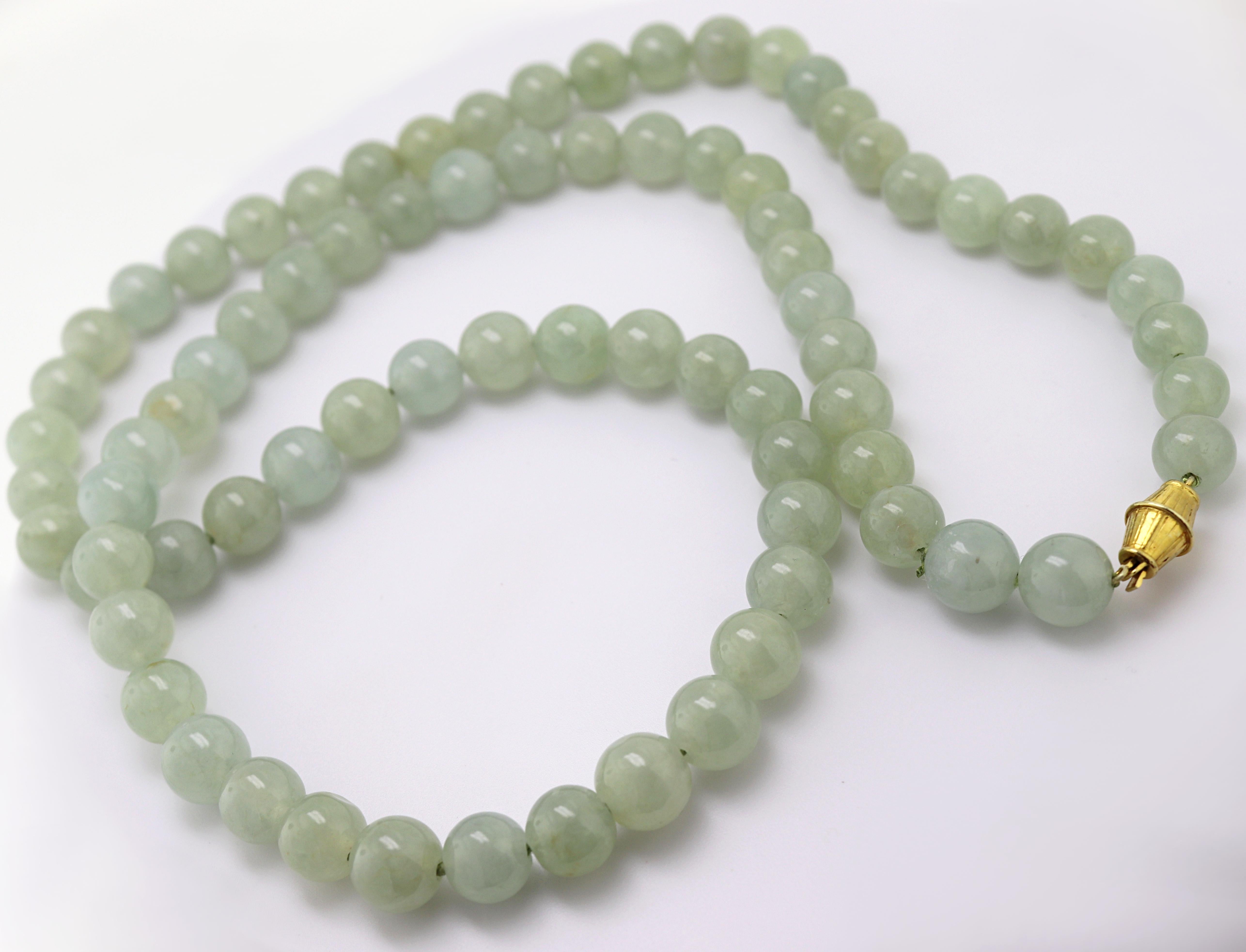 Natural “A” Jadeite Jade Celadon Bead Mason Kay Report Certified, Yellow Gold Ne For Sale 6