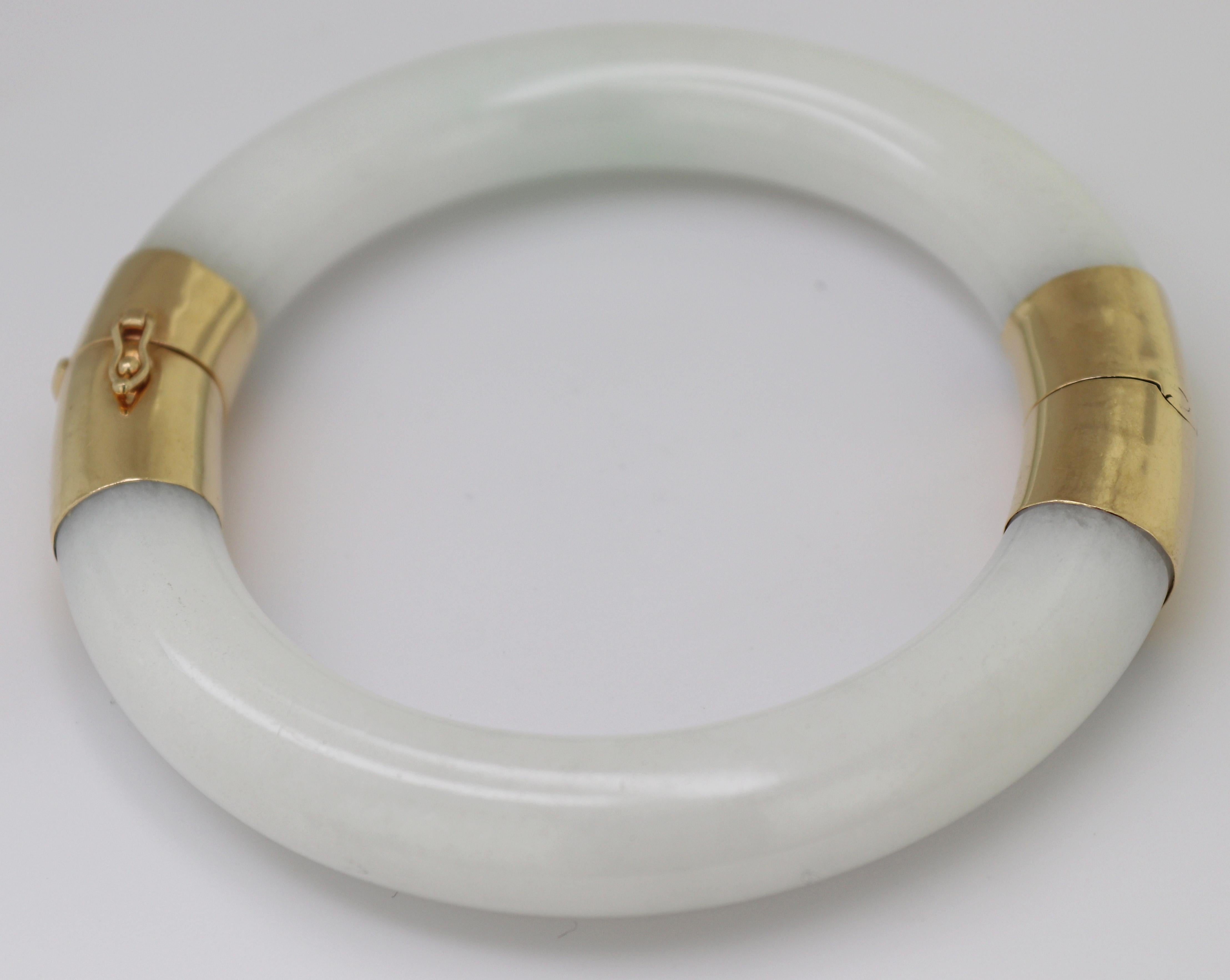 A Jadeit Mason Kay Bericht zertifizierter, Gelbgold-Armreif im Zustand „Hervorragend“ im Angebot in Pleasant Hill, CA