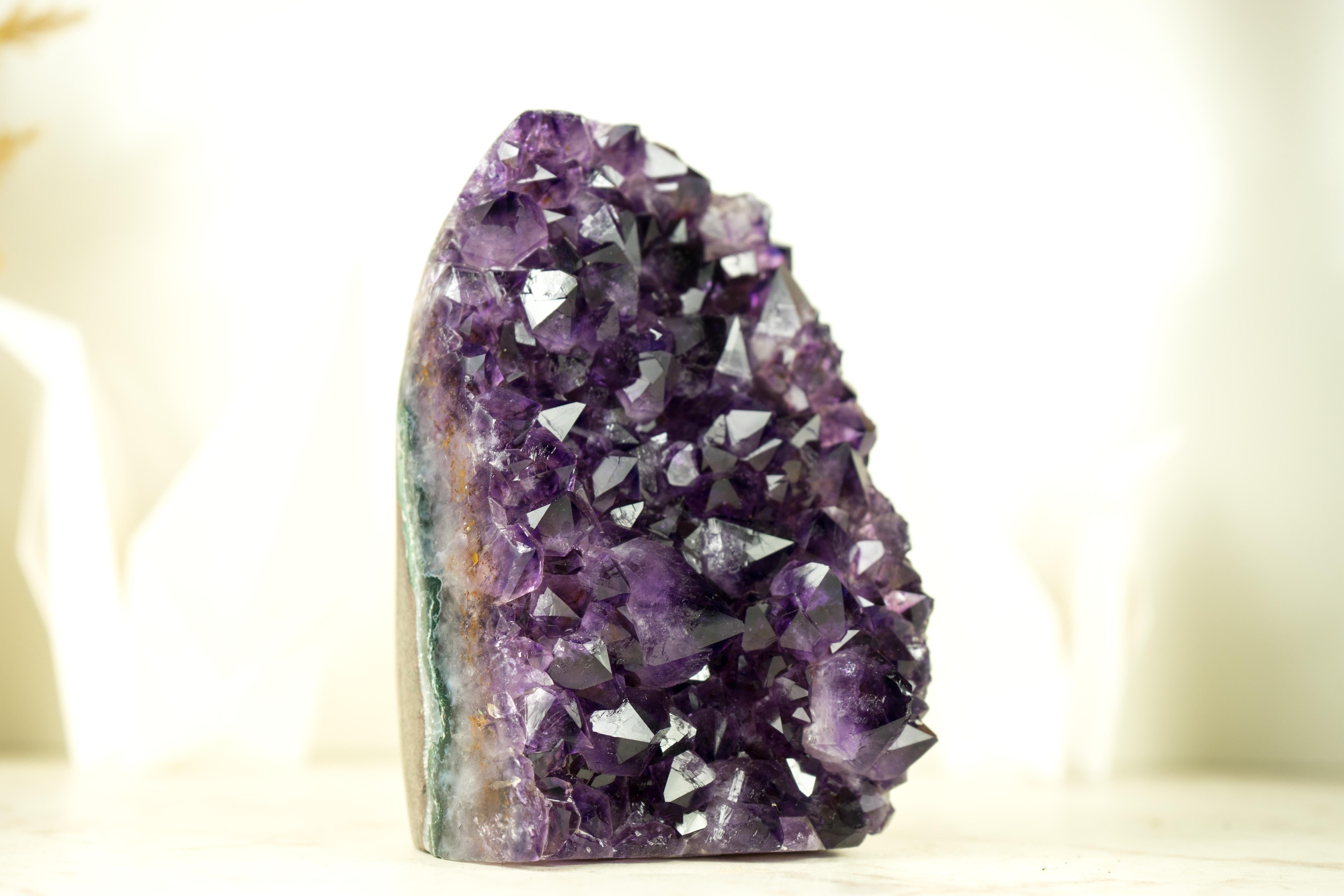 Natural AAA Amethyst Cluster, with Sparkly, AAA Deep Purple Amethyst In Distressed Condition For Sale In Ametista Do Sul, BR