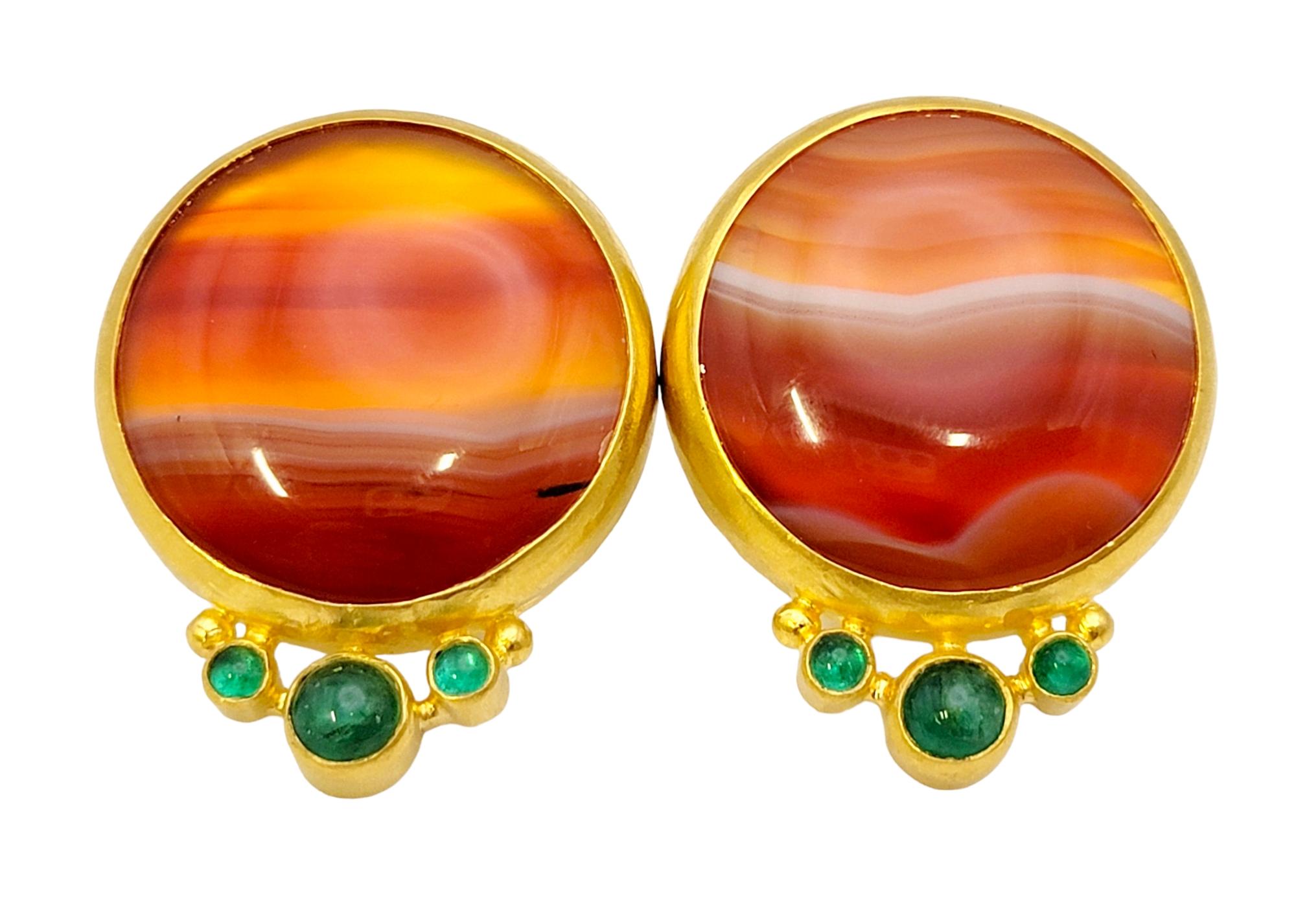 Women's Natural Agate and Emerald Cabochon Disc Pierced Earrings in 22 Karat Yellow Gold For Sale