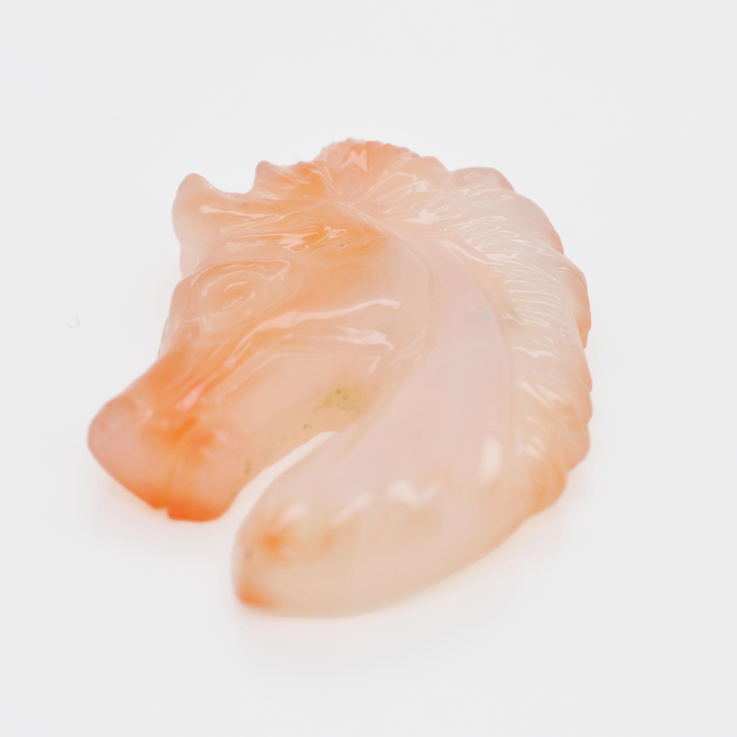 Natural Agate Chalcedony Horse Face Carving Loose Gemstone for Pendant Brooch For Sale 1