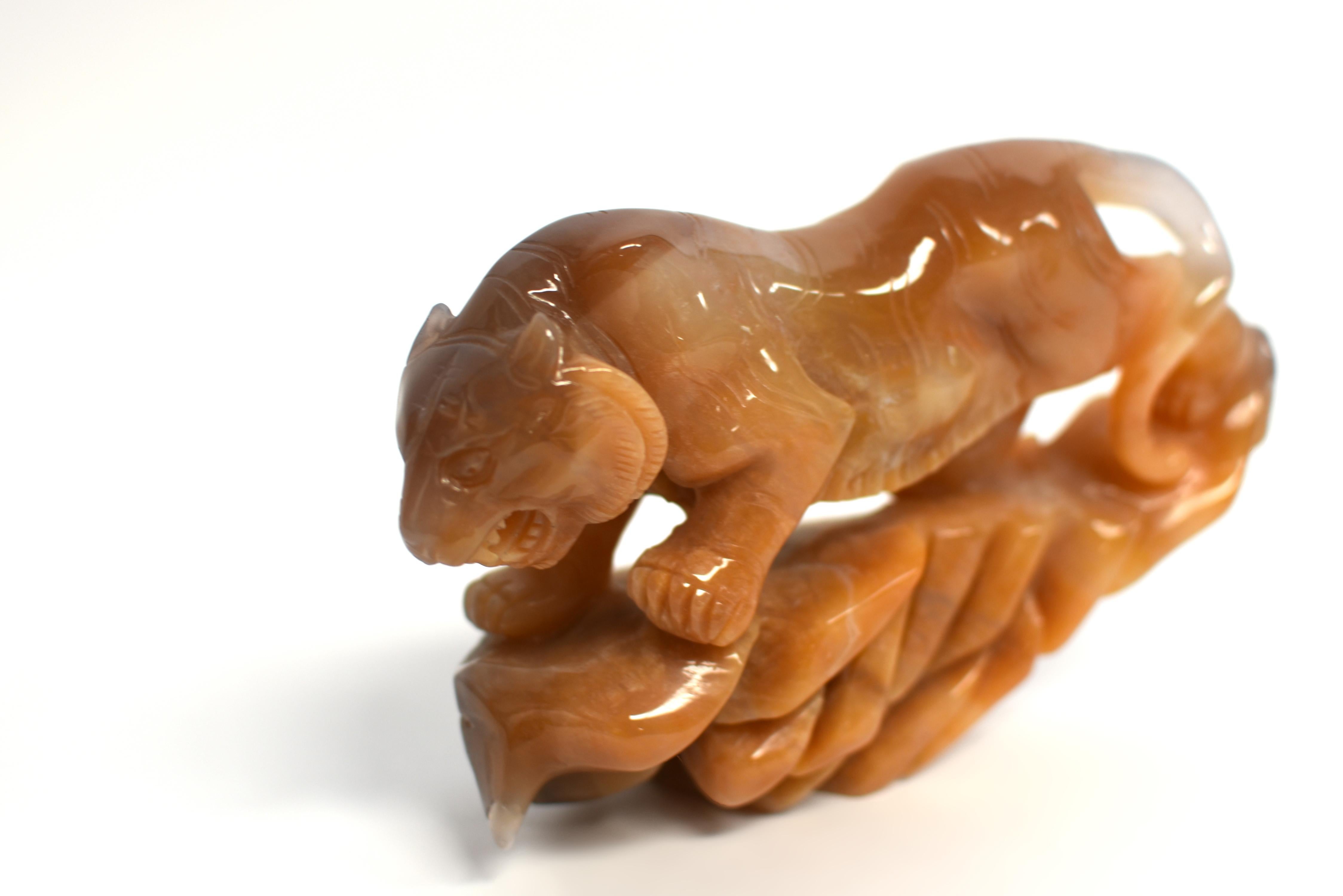 Natural Agate Tiger Statue For Sale 12