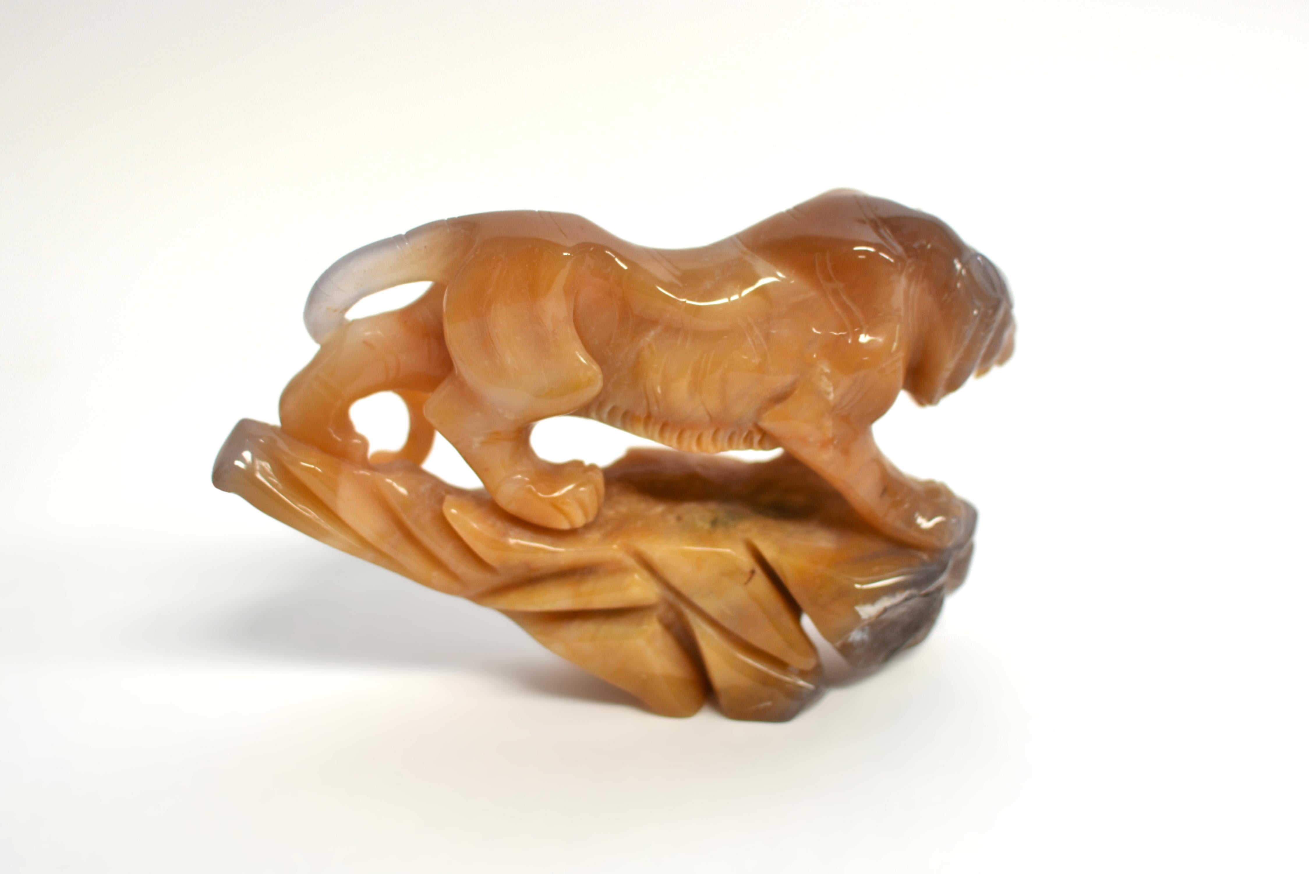 Natural Agate Tiger Statue For Sale 15
