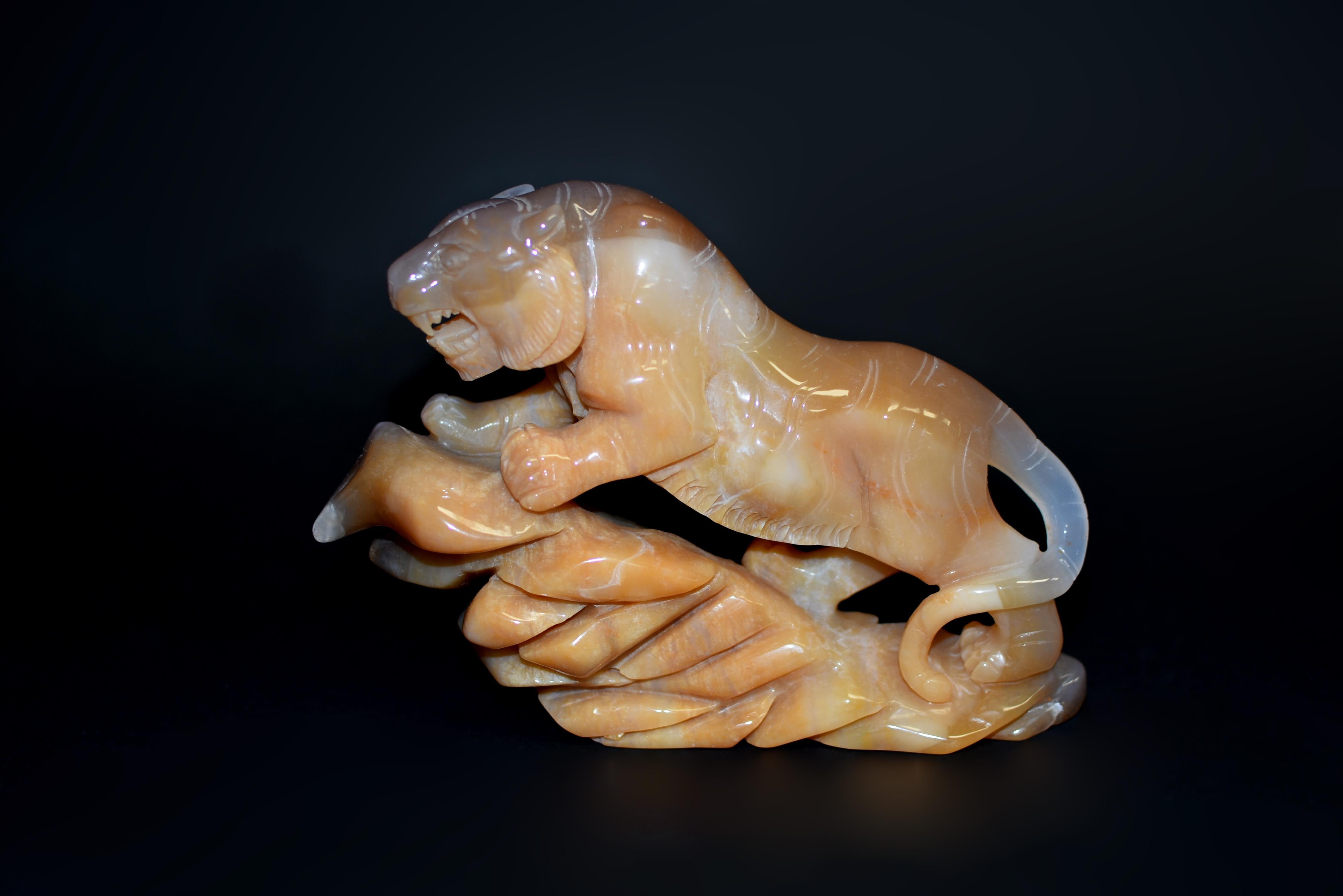 Contemporary Natural Agate Tiger Statue For Sale