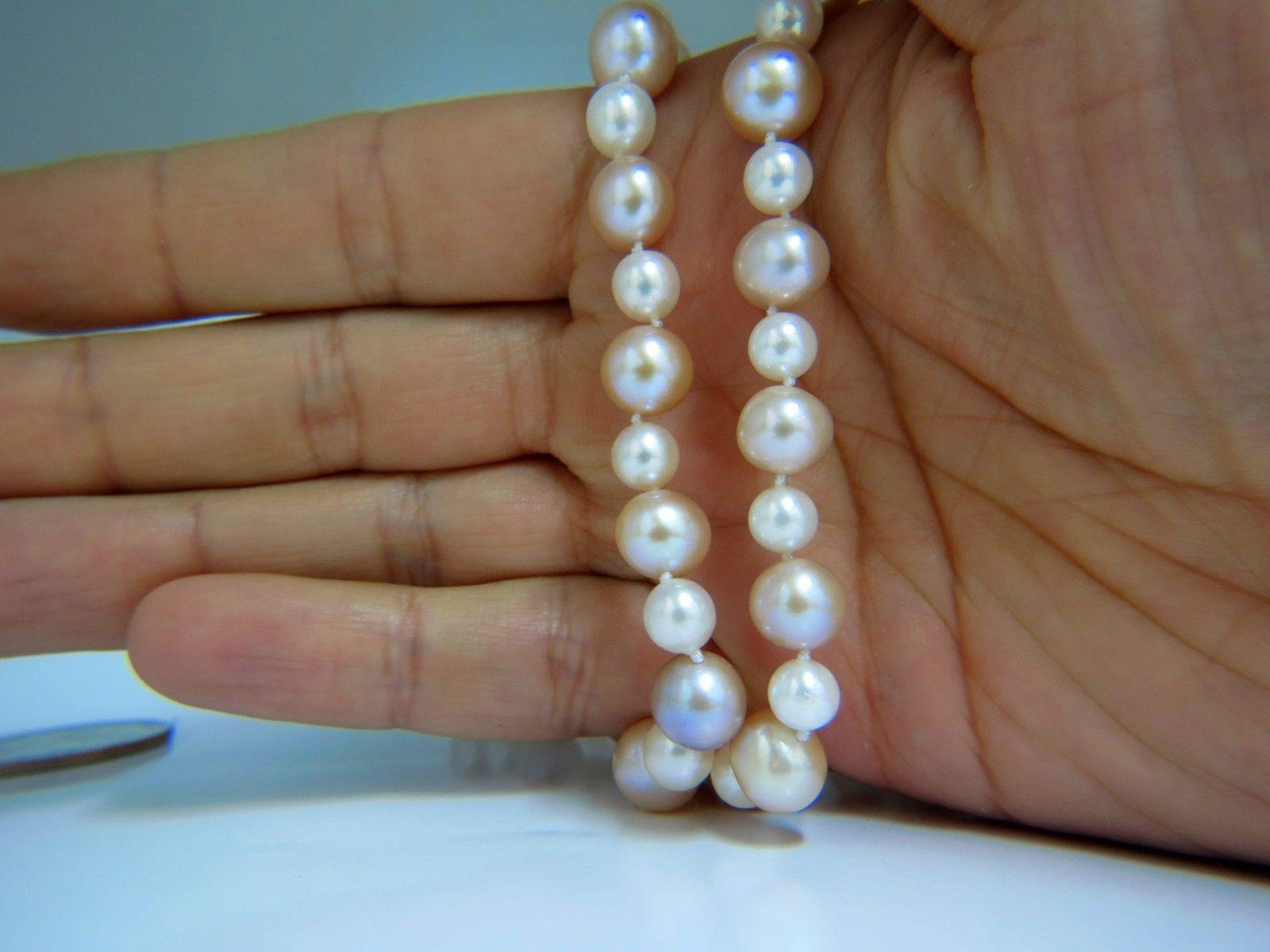9.7mm Natural Fresh Water & Akoya Pearls Necklace

AAA Quality

Endless necklace / can be worn as double wrap

Necklace: 30 inch long.

Alternating pink, white pearls