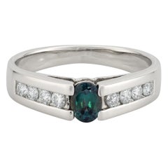 Natural Alexandrite 0.40 carats set in Platinum Ring w Diamonds with GIA Report