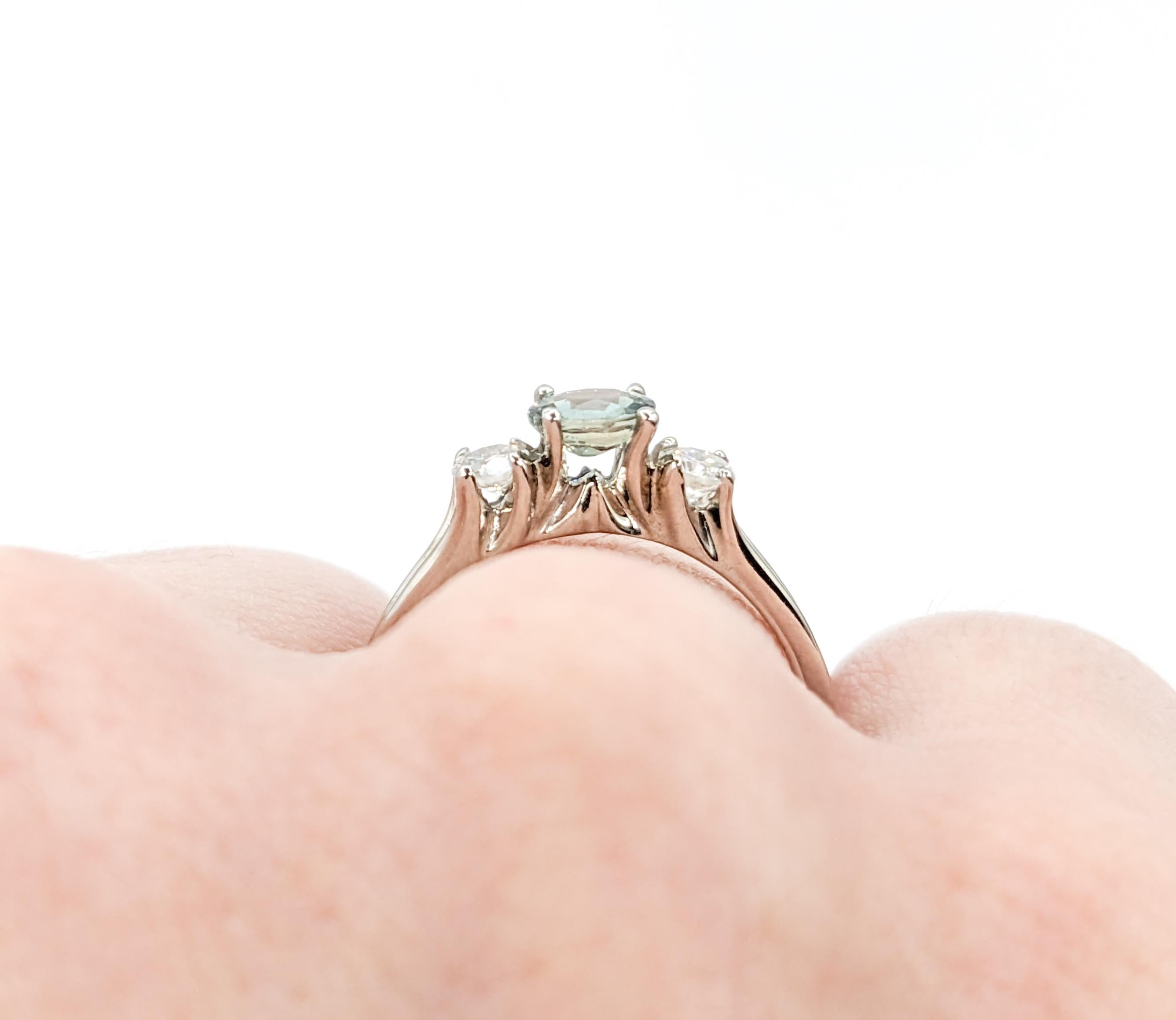 Natürlicher Alexandrit & Diamant Ring Weißgold im Zustand „Hervorragend“ im Angebot in Bloomington, MN
