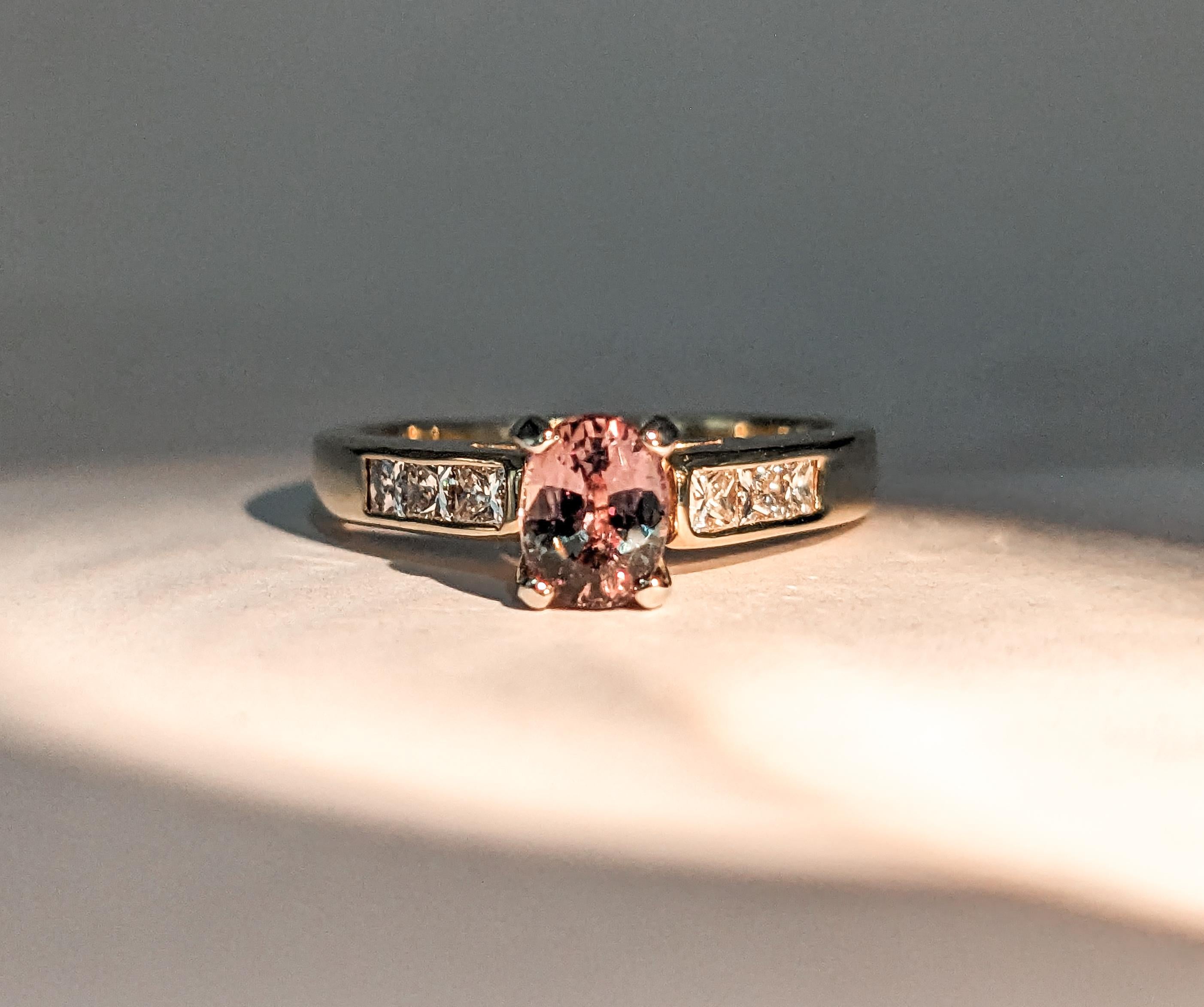 Natural Alexandrite & Diamond Yellow Gold Ring 6