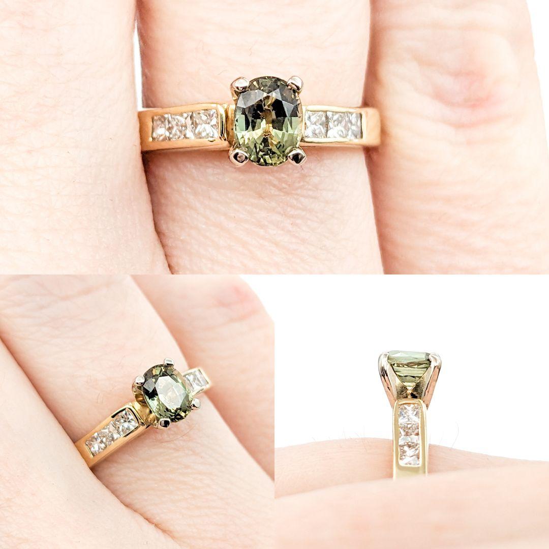 Natural Alexandrite & Diamond Yellow Gold Ring

Indulge in the captivating allure of this exquisite ring, exquisitely crafted in 14kt yellow gold, featuring 0.33 carat total weight of sparkling diamonds with impressive SI1 clarity and an H color
