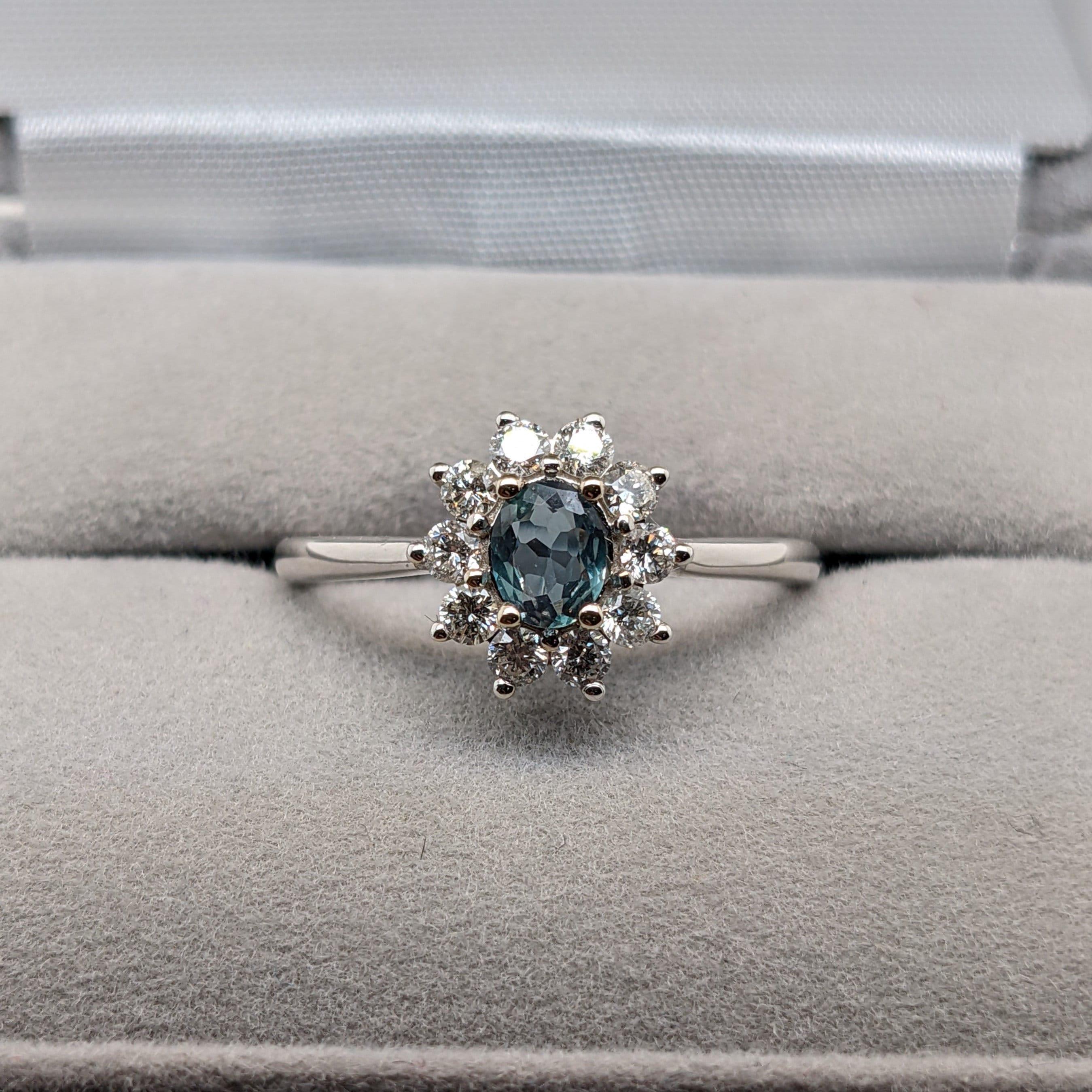 Natural Alexandrite Ring in Solid 14K White Gold with Natural Diamonds Oval 5x4 In New Condition In Columbus, OH