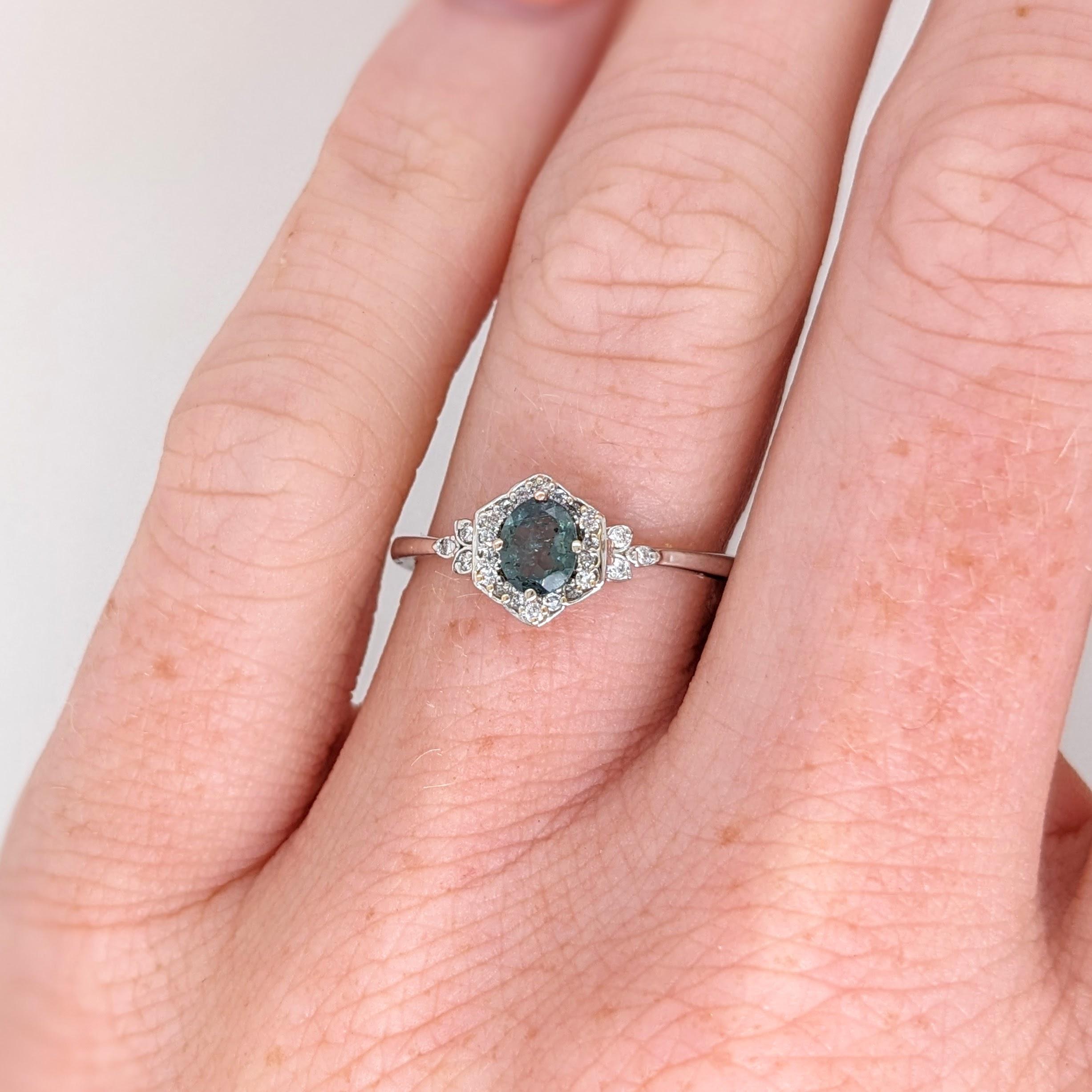 Oval Cut Natural Alexandrite Ring w Earth Mined Diamonds in Solid 14K Gold Oval 5x4mm