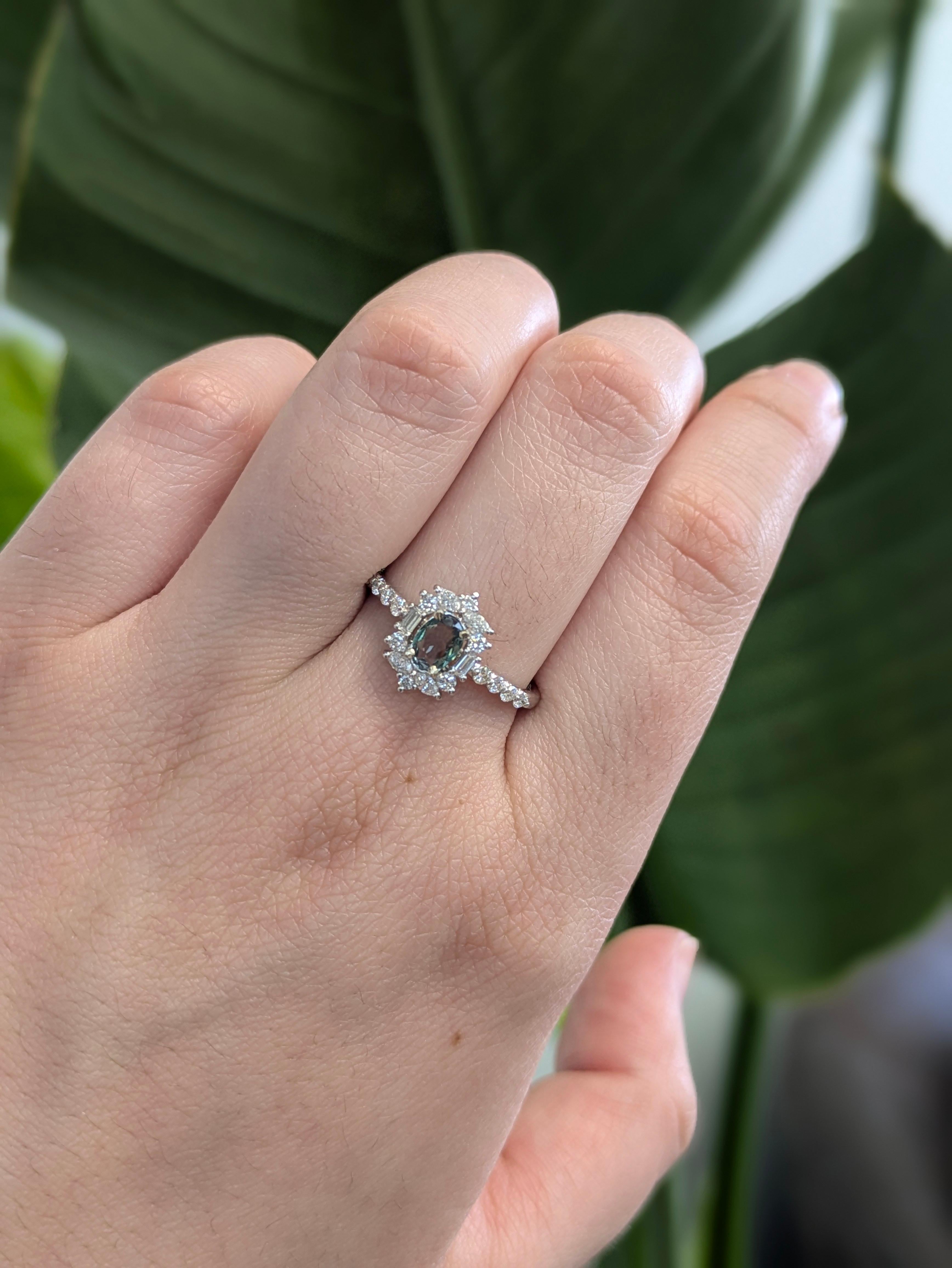 Natural Alexandrite Ring w Earth Mined Diamonds in Solid 14K White Gold OV 5.5x4 im Angebot 13