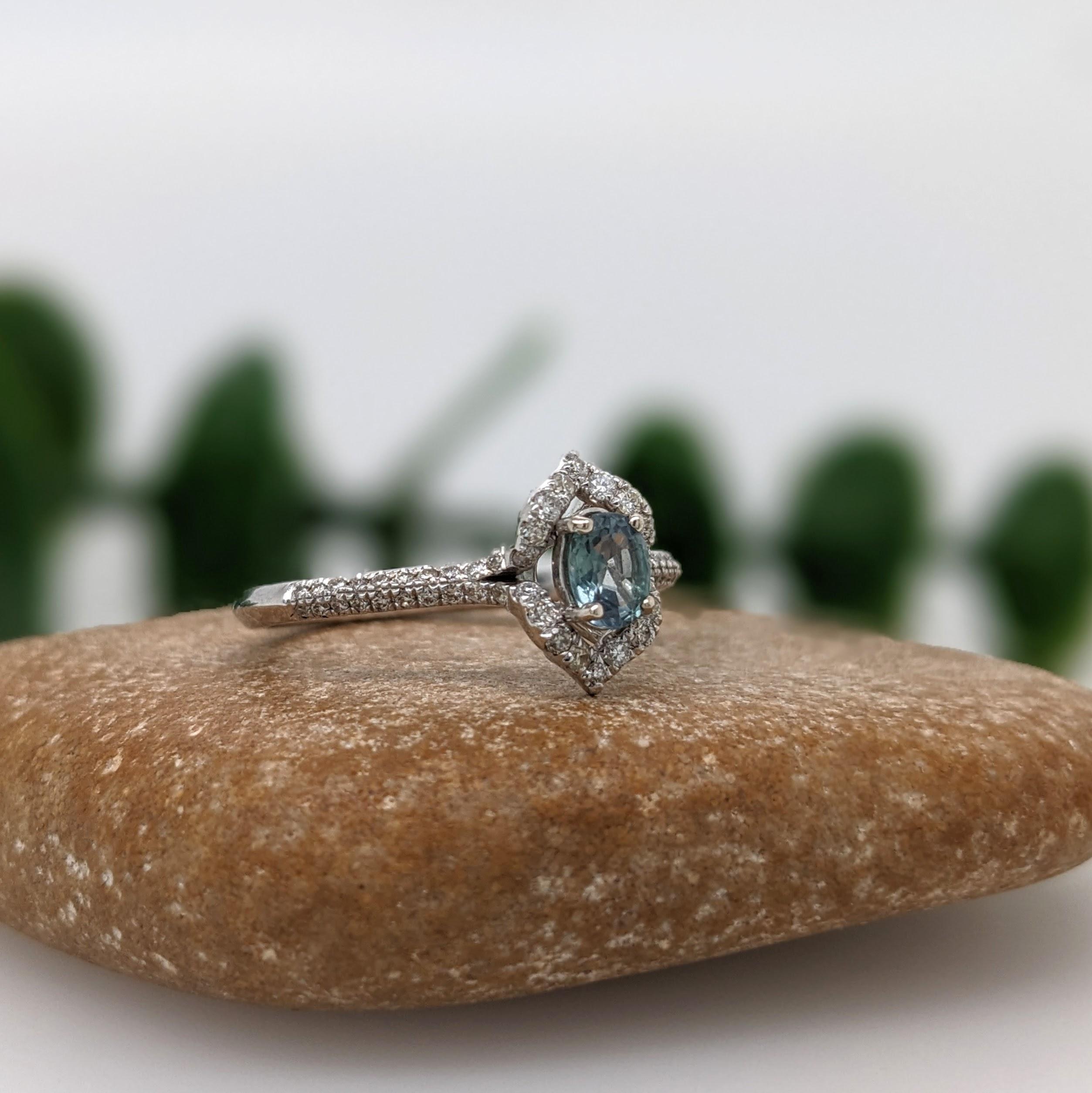 Natural Alexandrite Ring w Earth Mined Diamonds in Solid 14K White Gold Oval 5x4 en vente 1