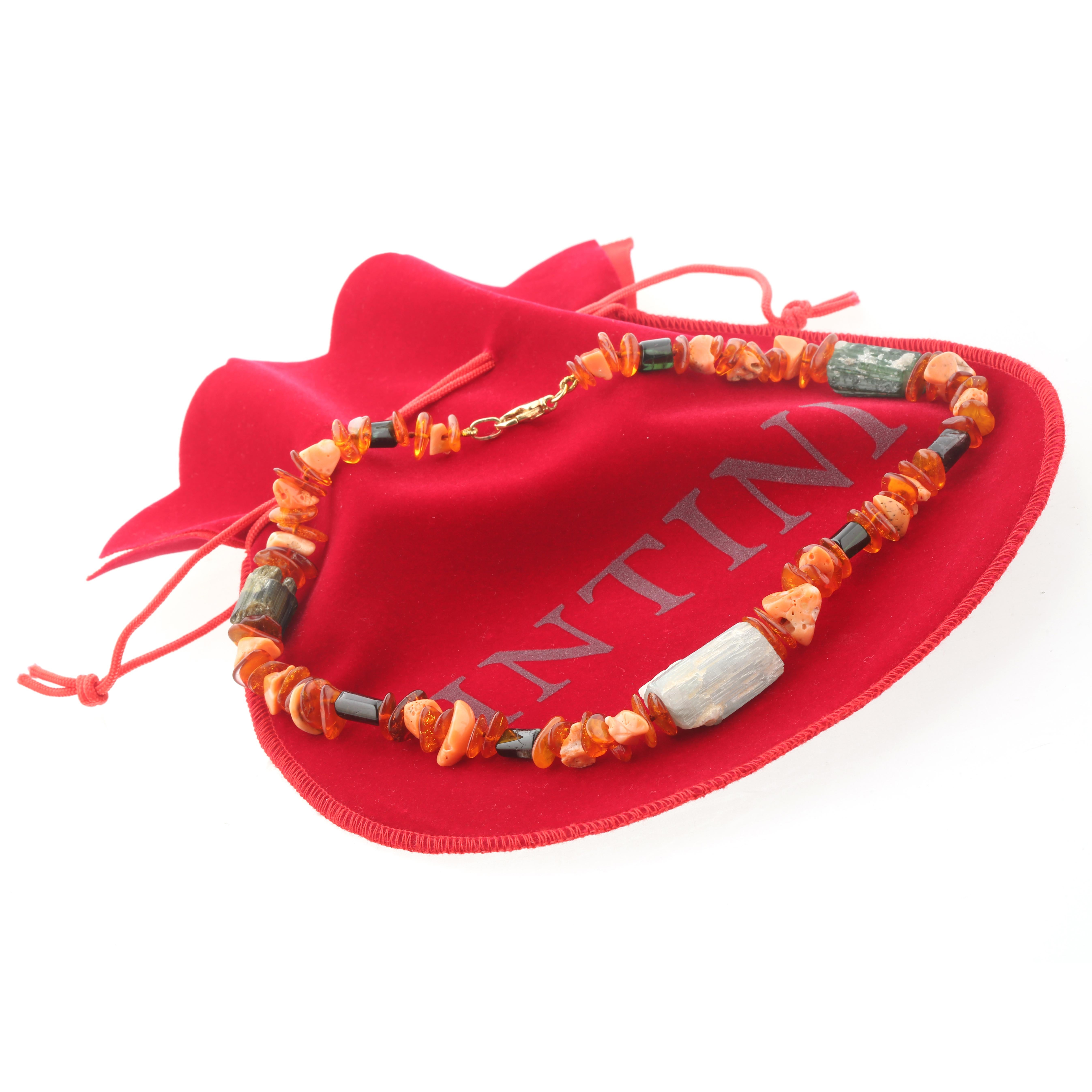 Ambra naturale, corallo grezzo e tormalina, collana di perline Chocker in argento Intini Jewels In condizioni Nuovo in vendita a Milano, IT