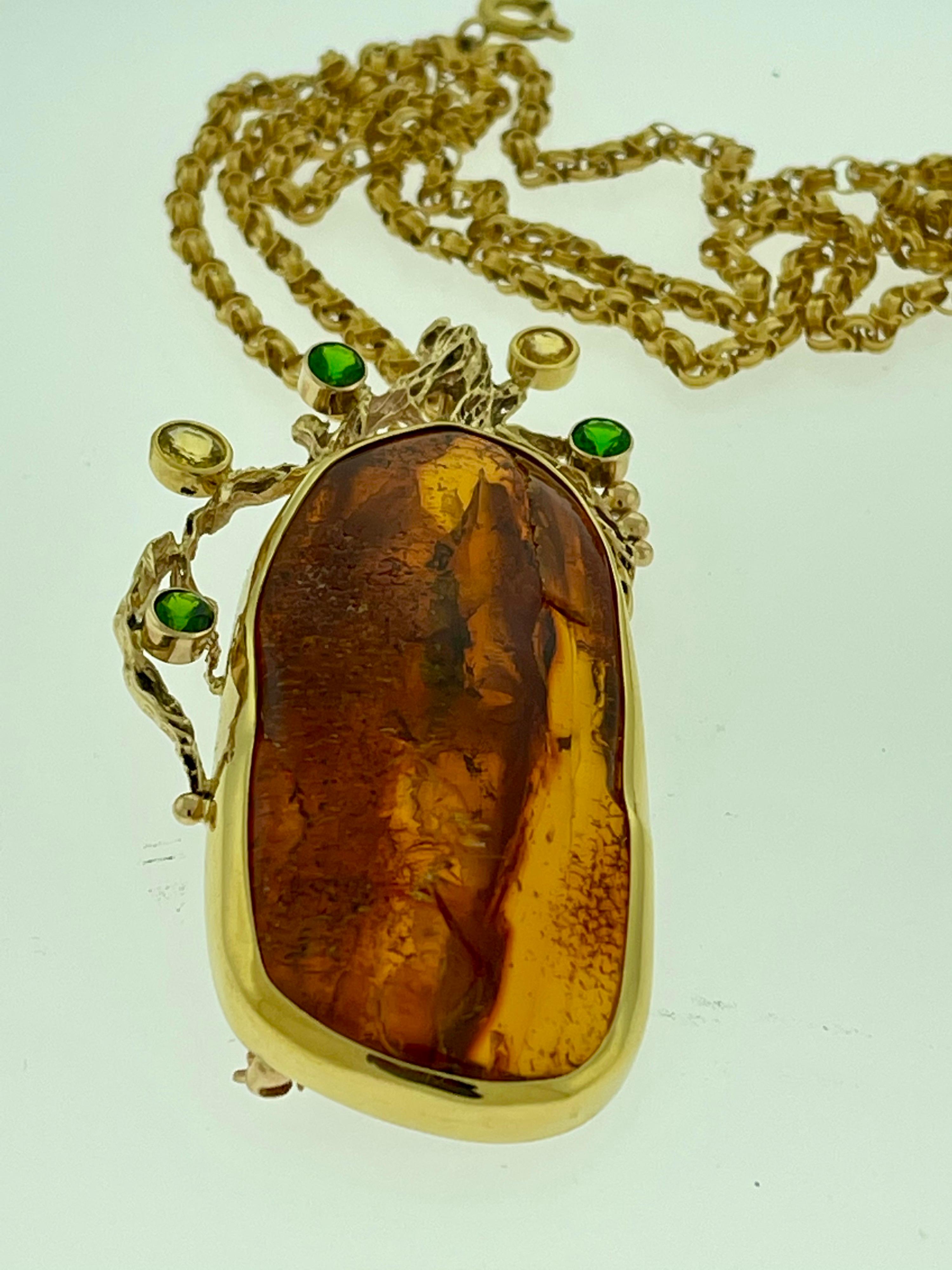 Natural Amber Tsavorite and Yellow Sapphire Necklace / Pin 18 Karat Yellow Gold For Sale 4