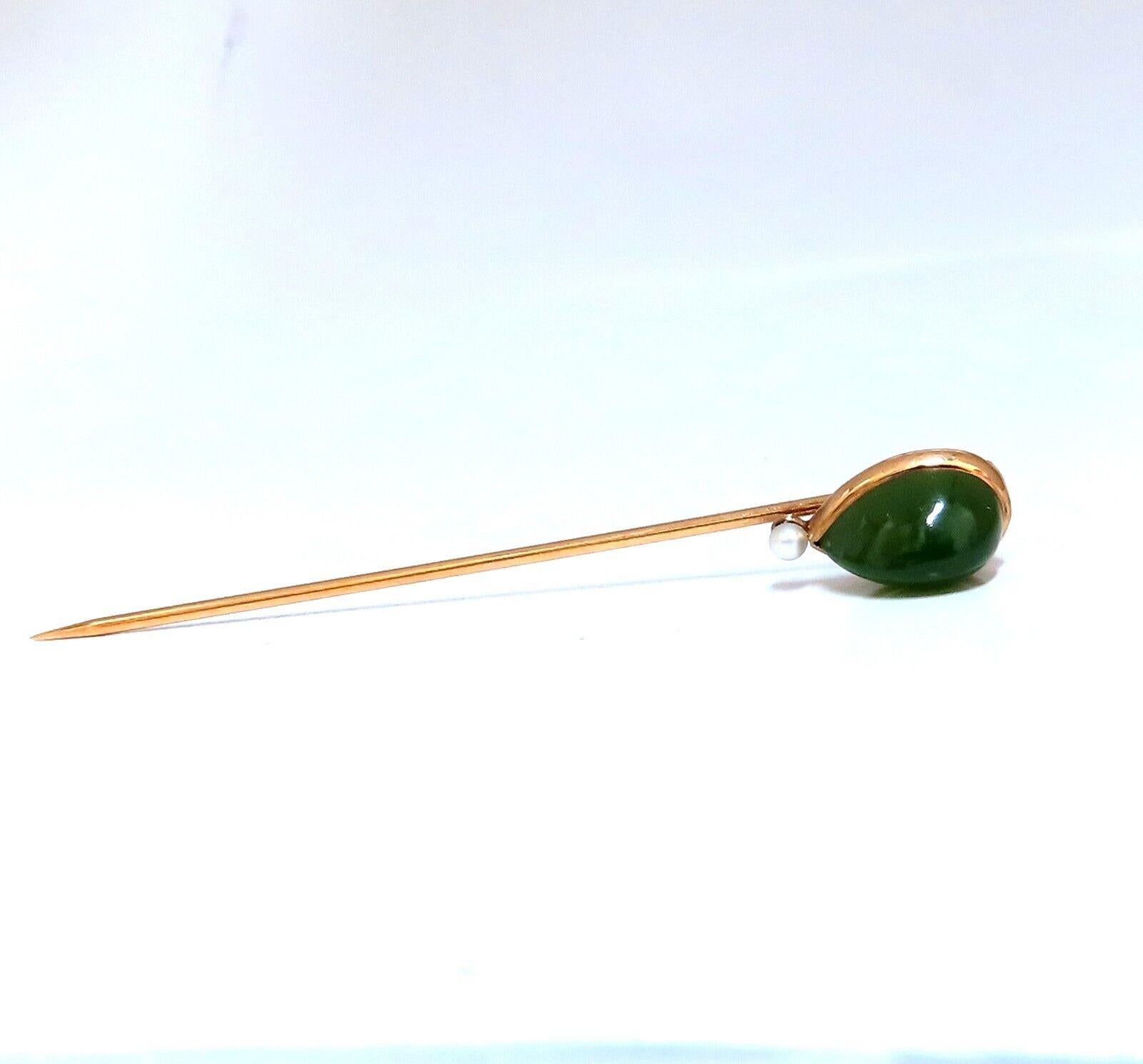 Natürlicher amerikanischer grüner Jade-Hutstick-Anstecker, 14kt Gold im Zustand „Neu“ im Angebot in New York, NY