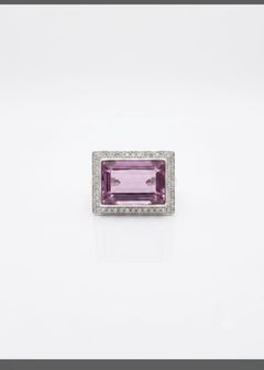 Natural Amethyst 14.45CTS & Diamond 0.65CTS Ring in 18k Gold