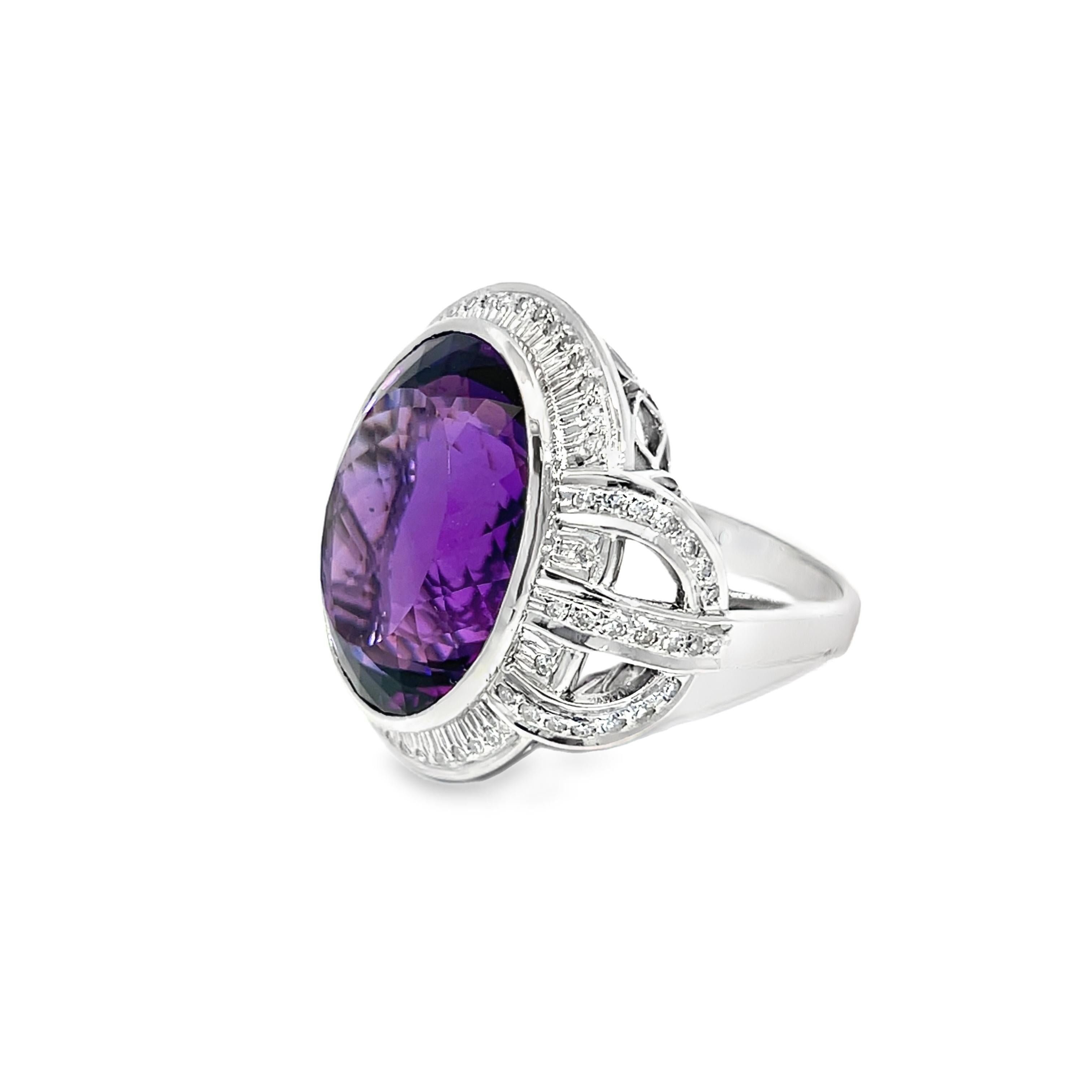 Anillo Cóctel Amatista Natural y Diamante en venta 2