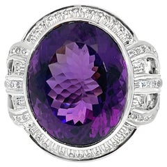 Cocktailring mit natürlichem Amethyst und Diamant
