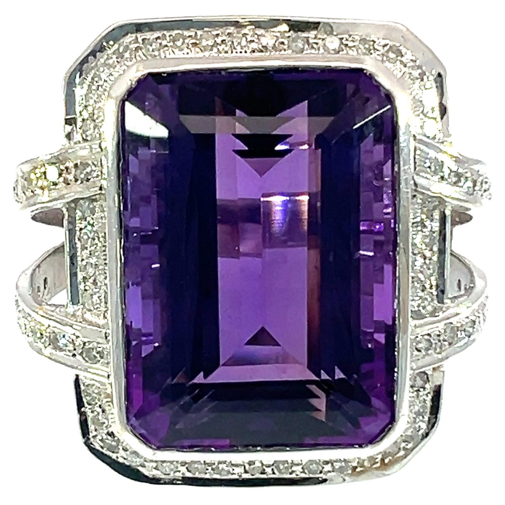 Anillo de amatista natural y diamante con oro de 14 quilates