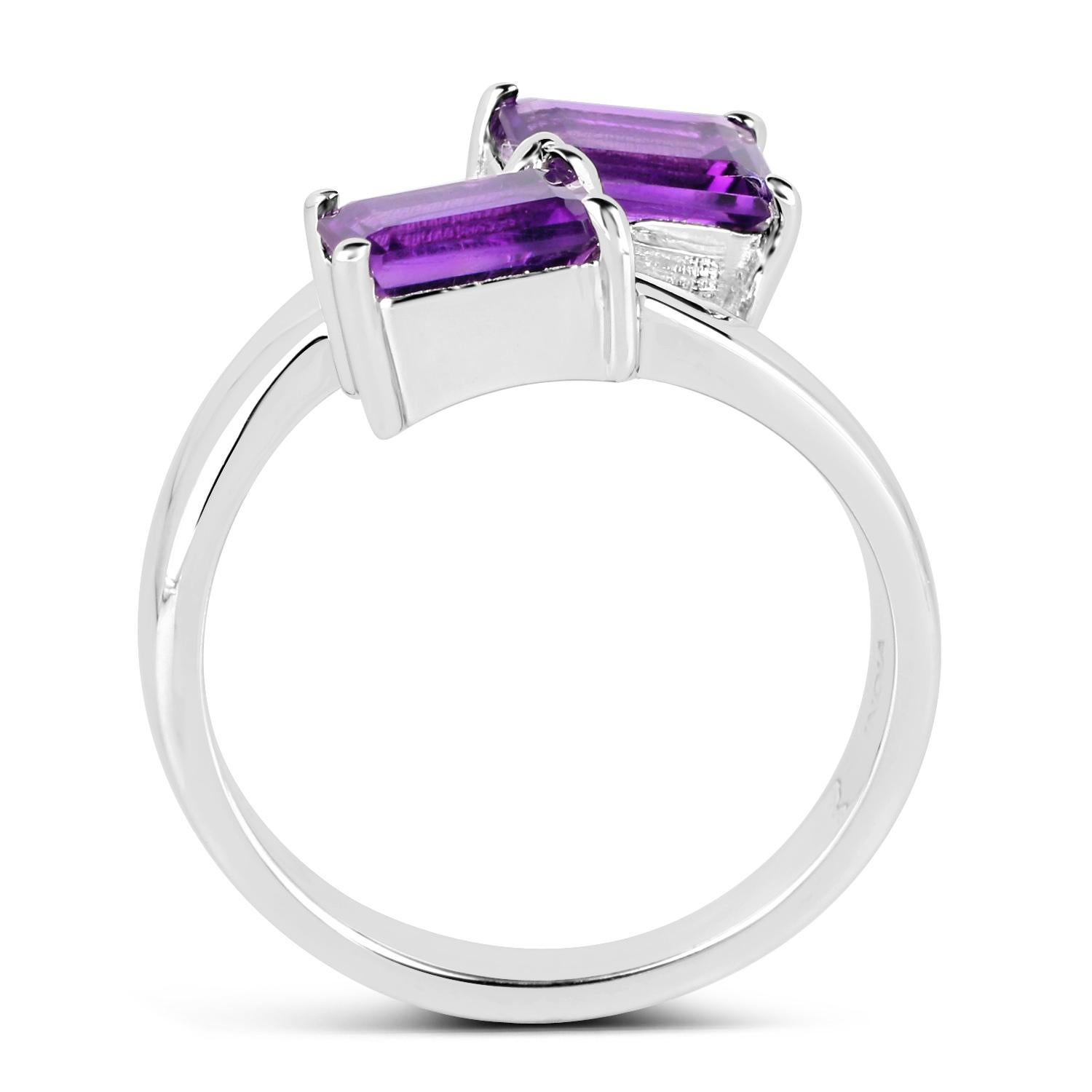 Natural Amethyst Bypass Ring 2.04 Carats In Excellent Condition For Sale In Aliso Viejo, CA