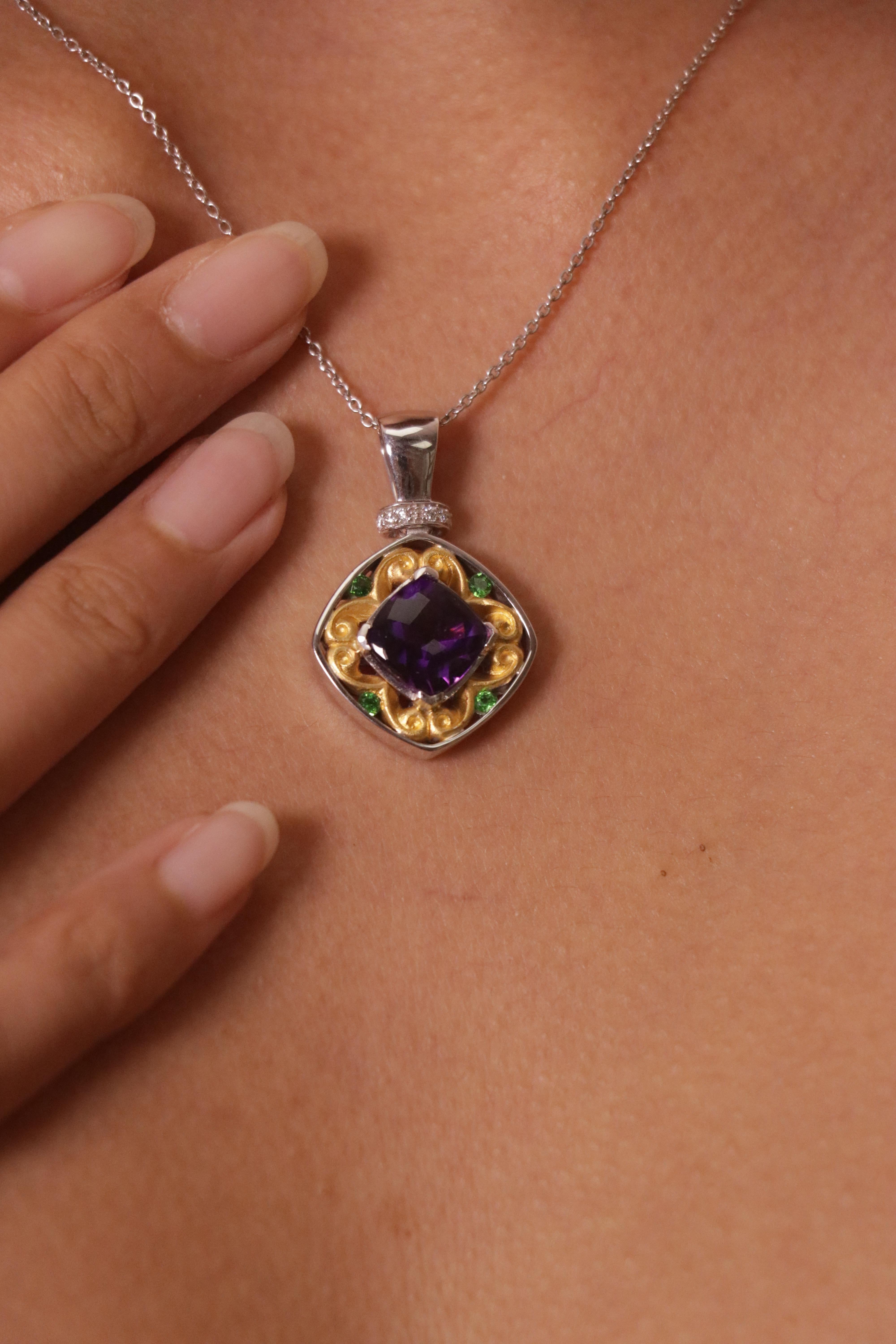 Pendentif en améthyste naturelle taille coussin Cts 3,18 rond Tszavorite Cts 0,22 diamant en vente 5