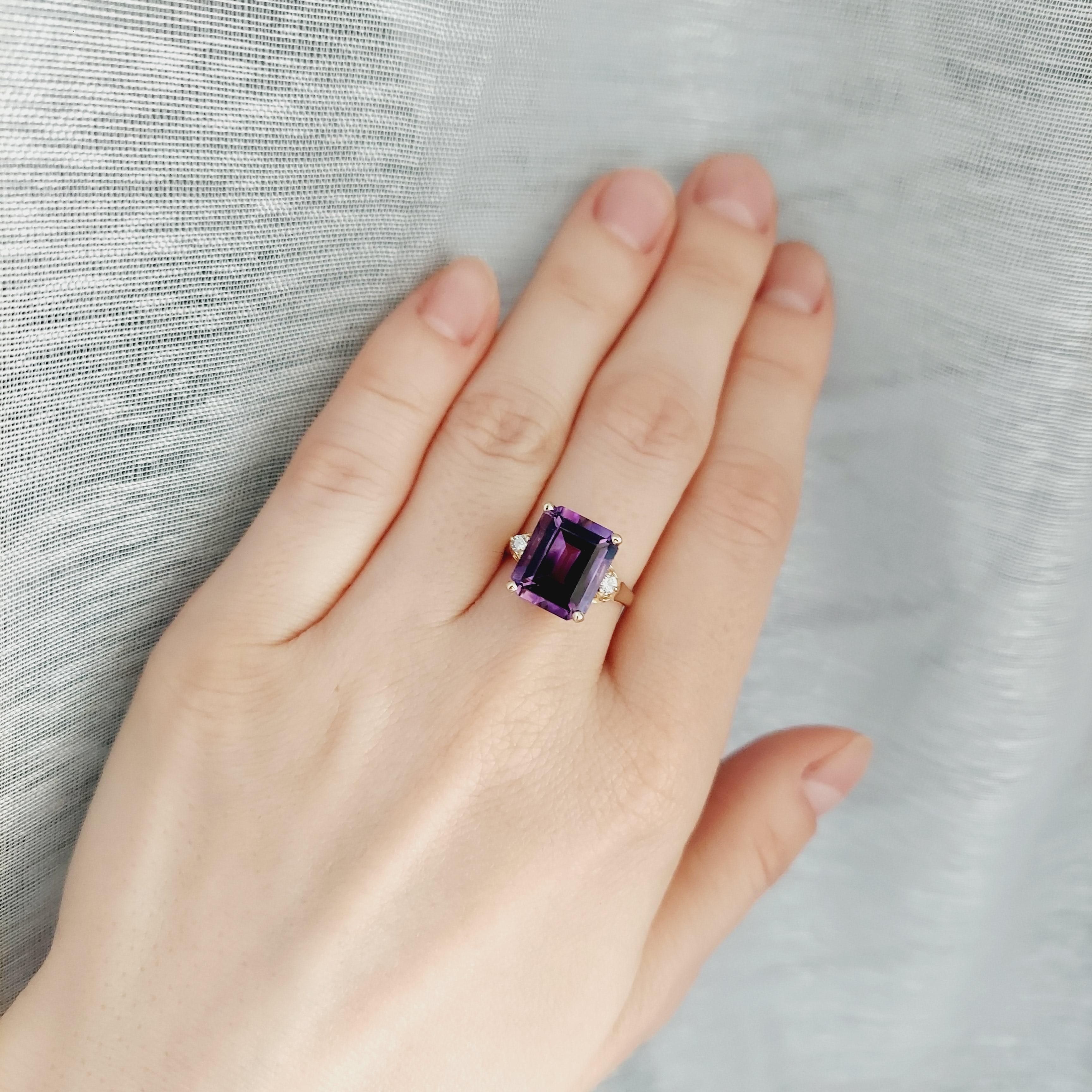 Women's Natural Amethyst Diamond Ring 14 Karat Solid Yellow Gold For Sale