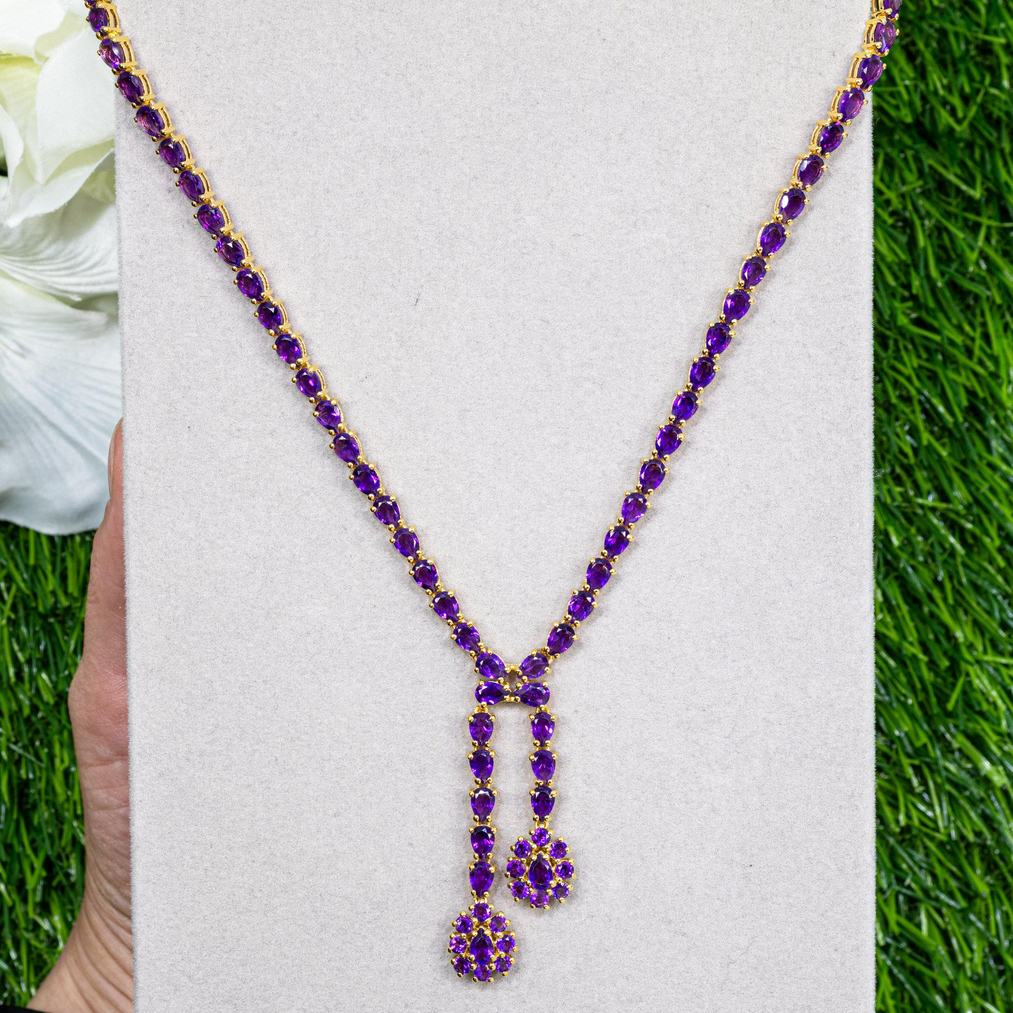Contemporain Collier à double goutte en argent plaqué or jaune 24 carats et améthyste naturelle 32 carats en vente