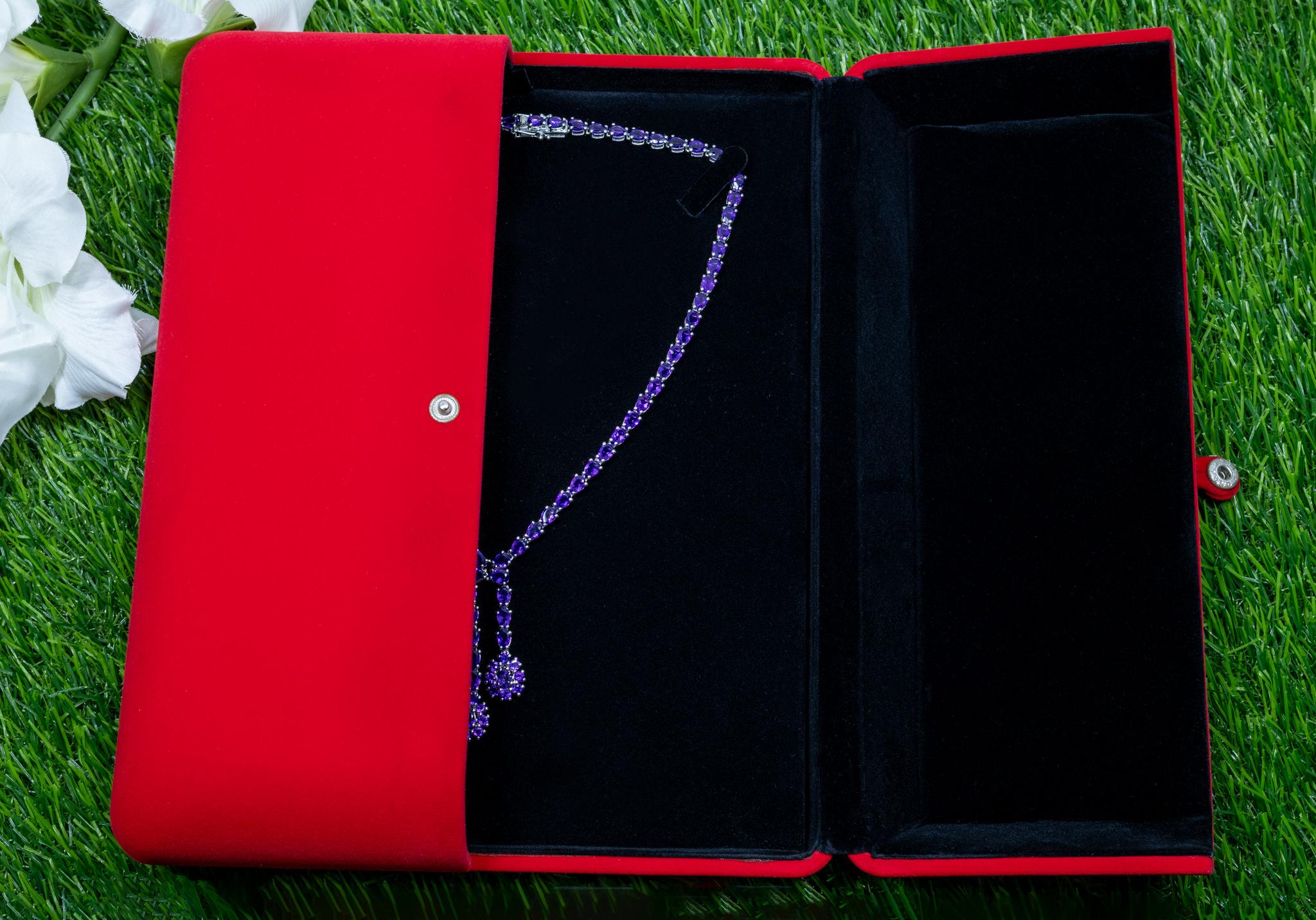 Collana con doppia goccia di ametista naturale 32 carati A. Silver in vendita 1