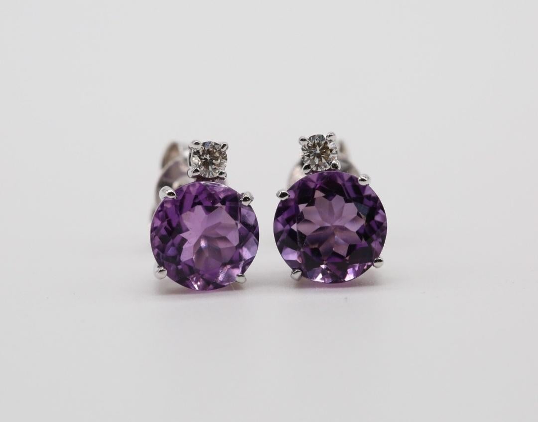Orecchino con ametista naturale, diamanti e oro 14k In condizioni Nuovo in vendita a jaipur, IN