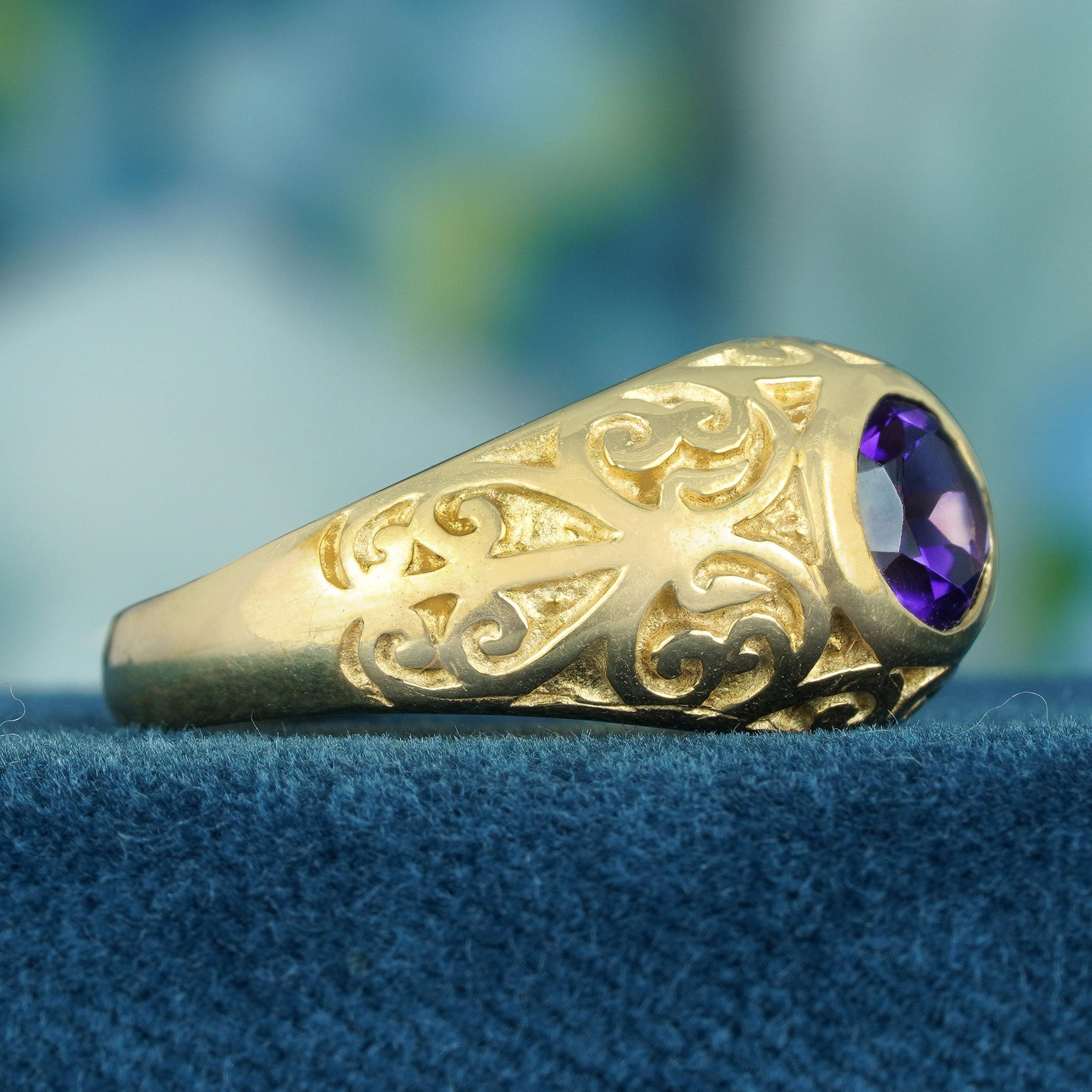 Edwardian Natural Amethyst Vintage Style Carved Ring in Solid 9K Yellow Gold For Sale