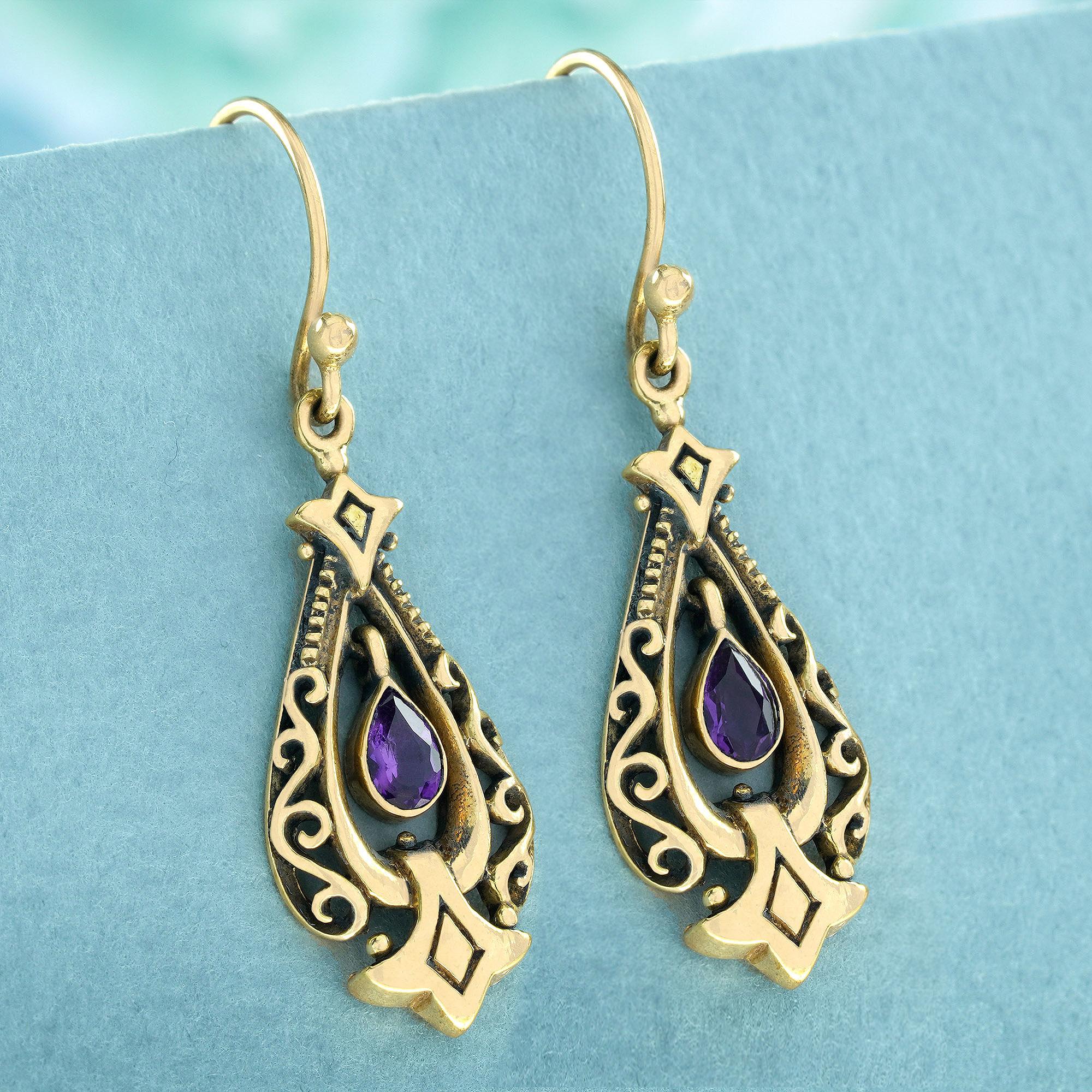 Edwardian Natural Amethyst Vintage Style Drop Earrings in 9K Yellow Gold For Sale