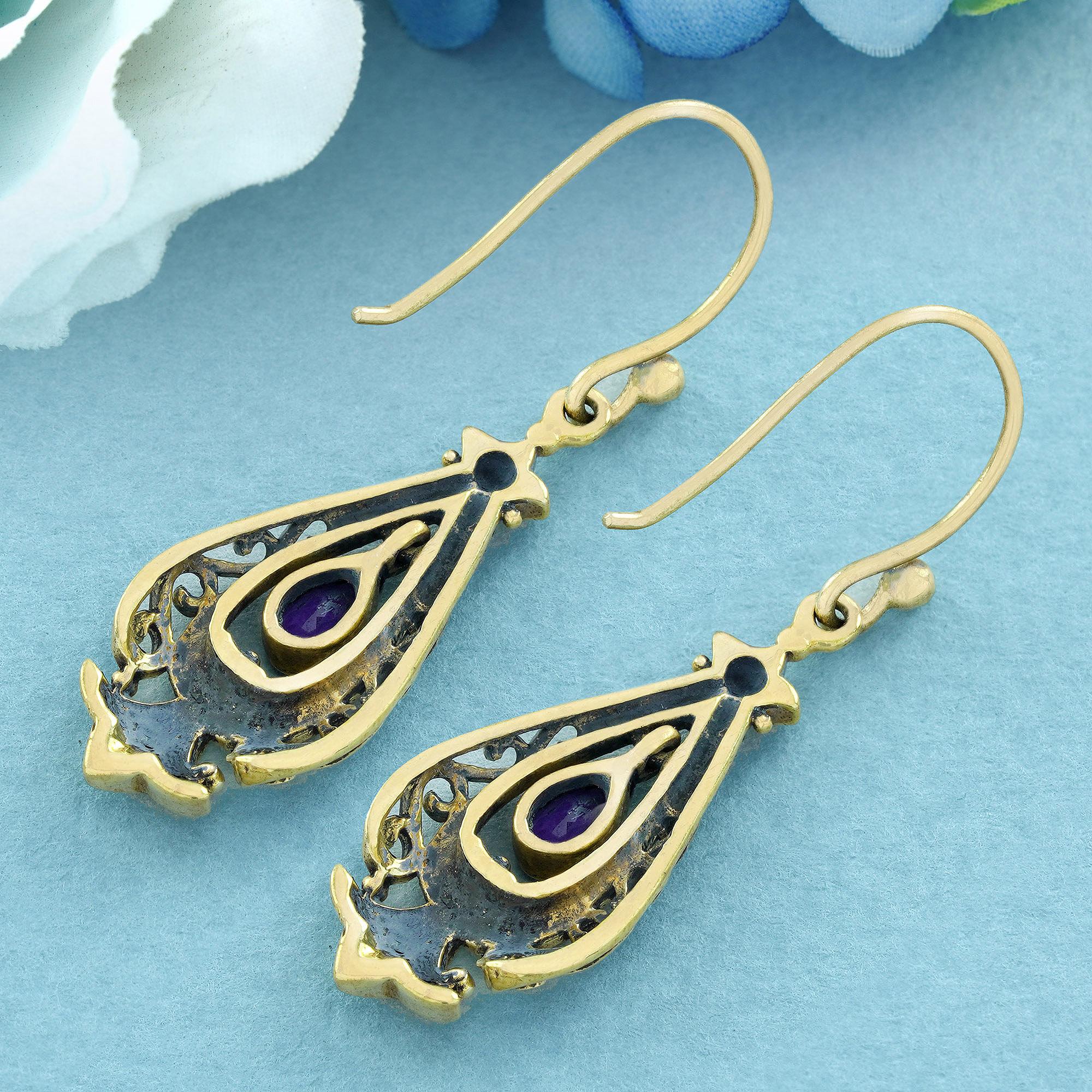 Pear Cut Natural Amethyst Vintage Style Drop Earrings in 9K Yellow Gold For Sale
