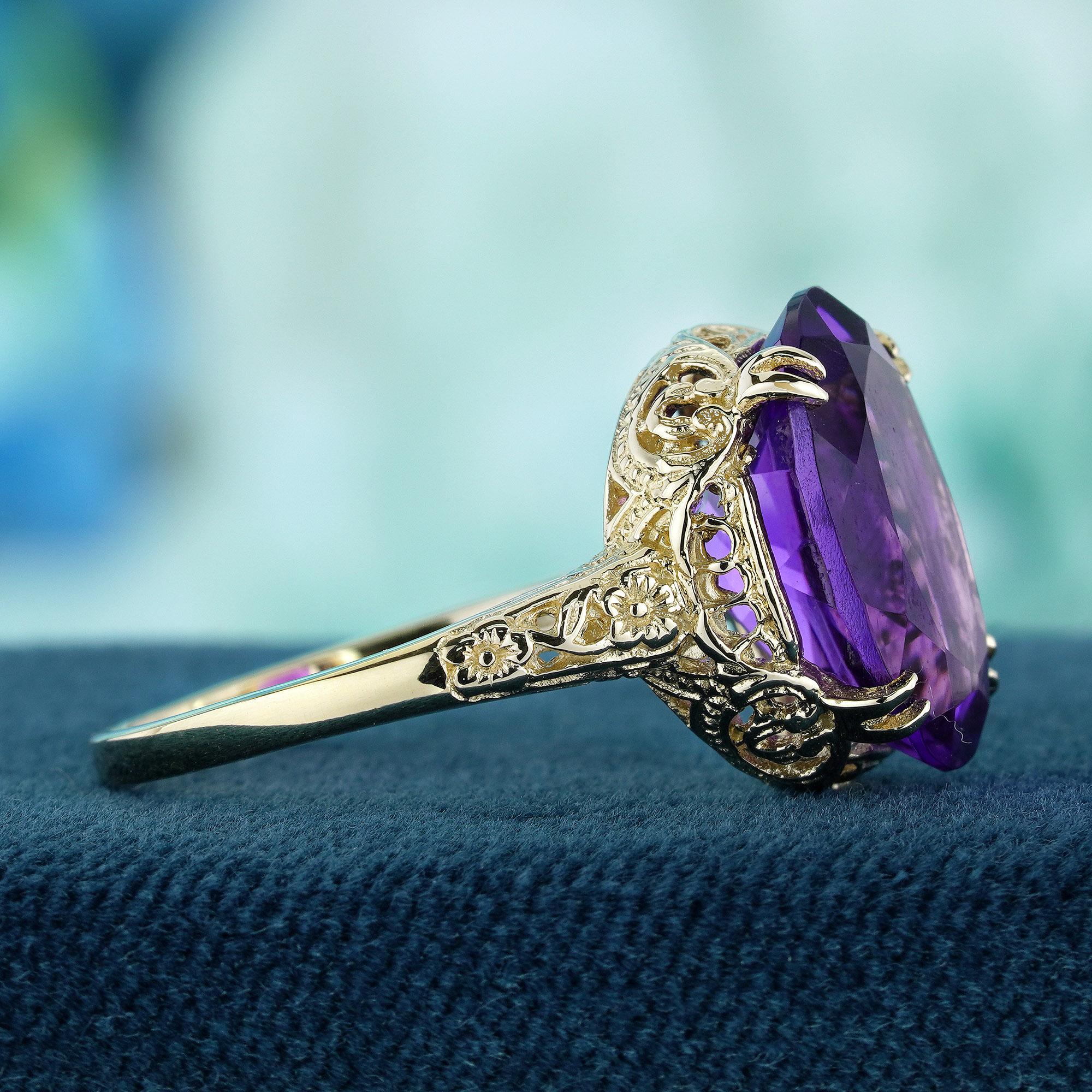Oval Cut Natural Amethyst Vintage Style Filigree Ring in Solid 9K Yellow Gold For Sale