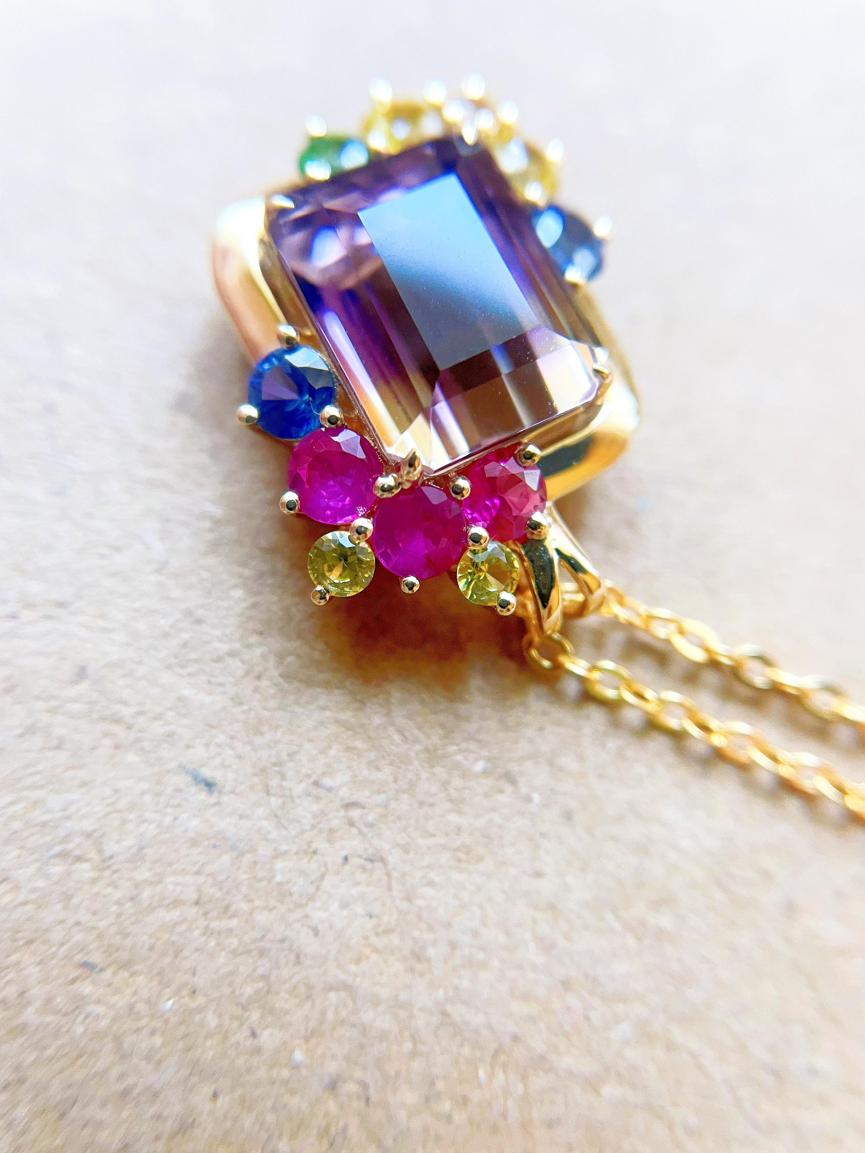 Pendentif en or jaune 14 carats avec ametrine naturelle colorée et saphirs en vente 6