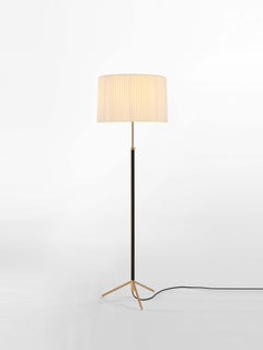 Natural and Brass Pie De Salón G2 Floor Lamp by Jaume Sans